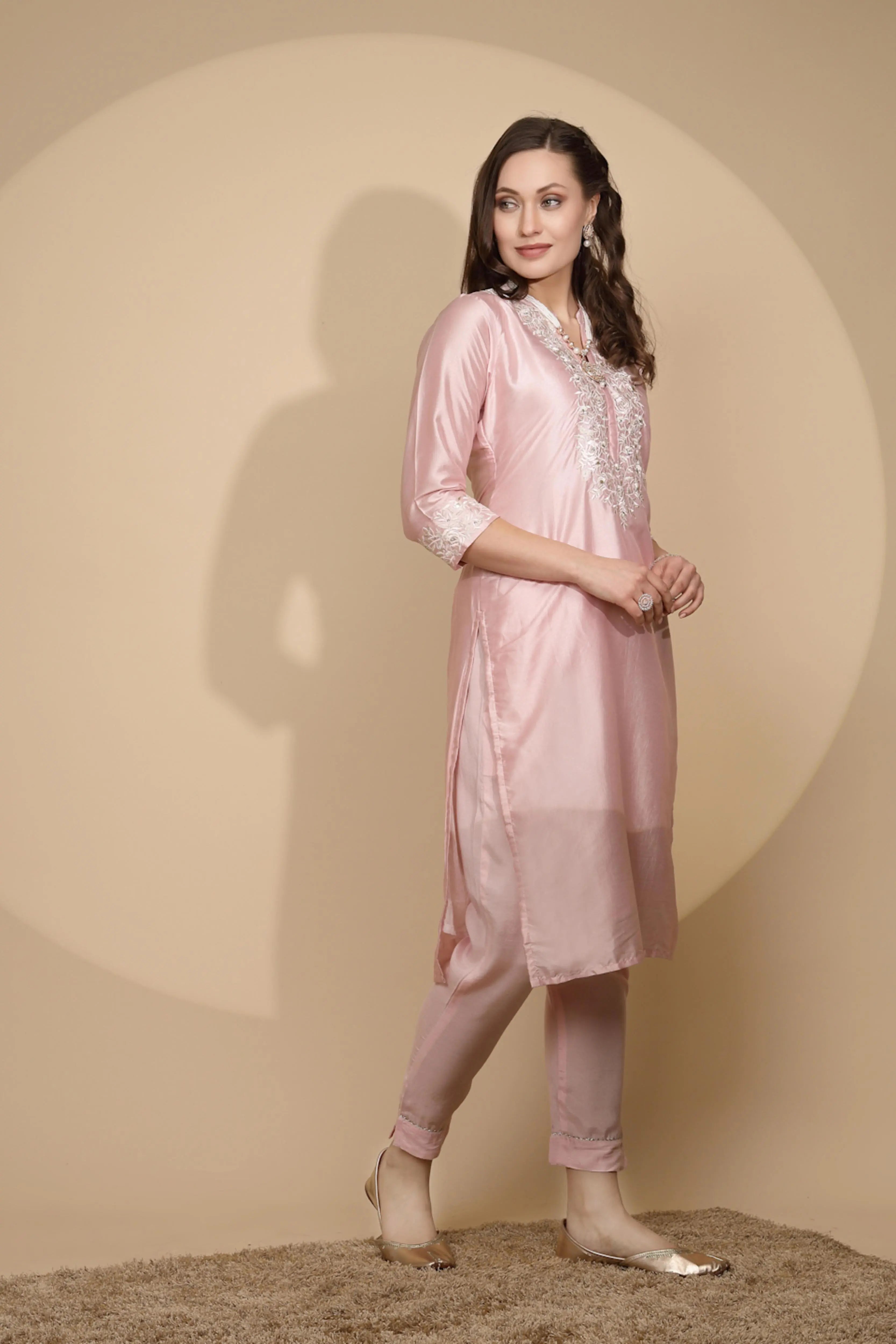Pink Silk Regular Fit Kurta Set For Women - Global Republic