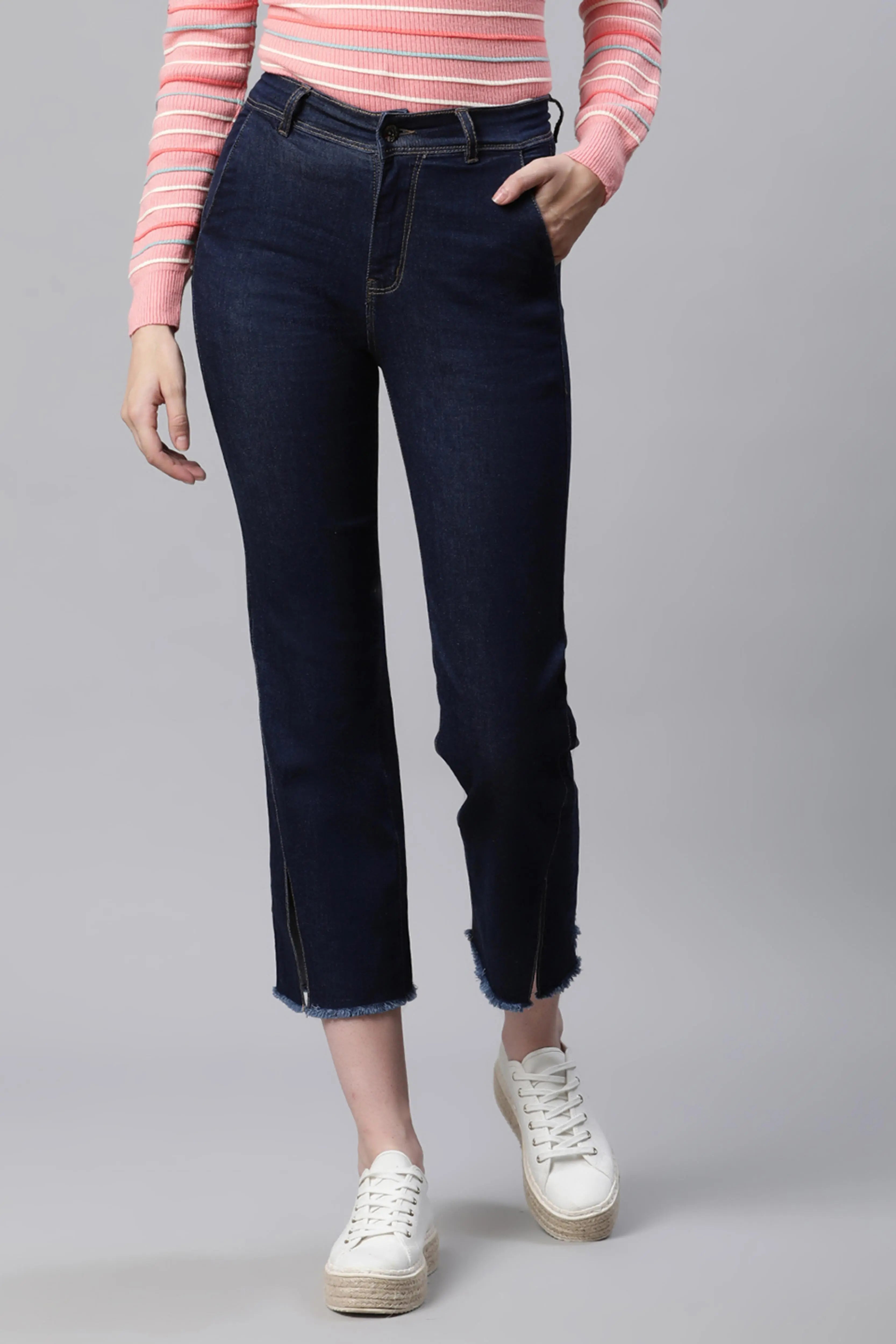 women blue jeans