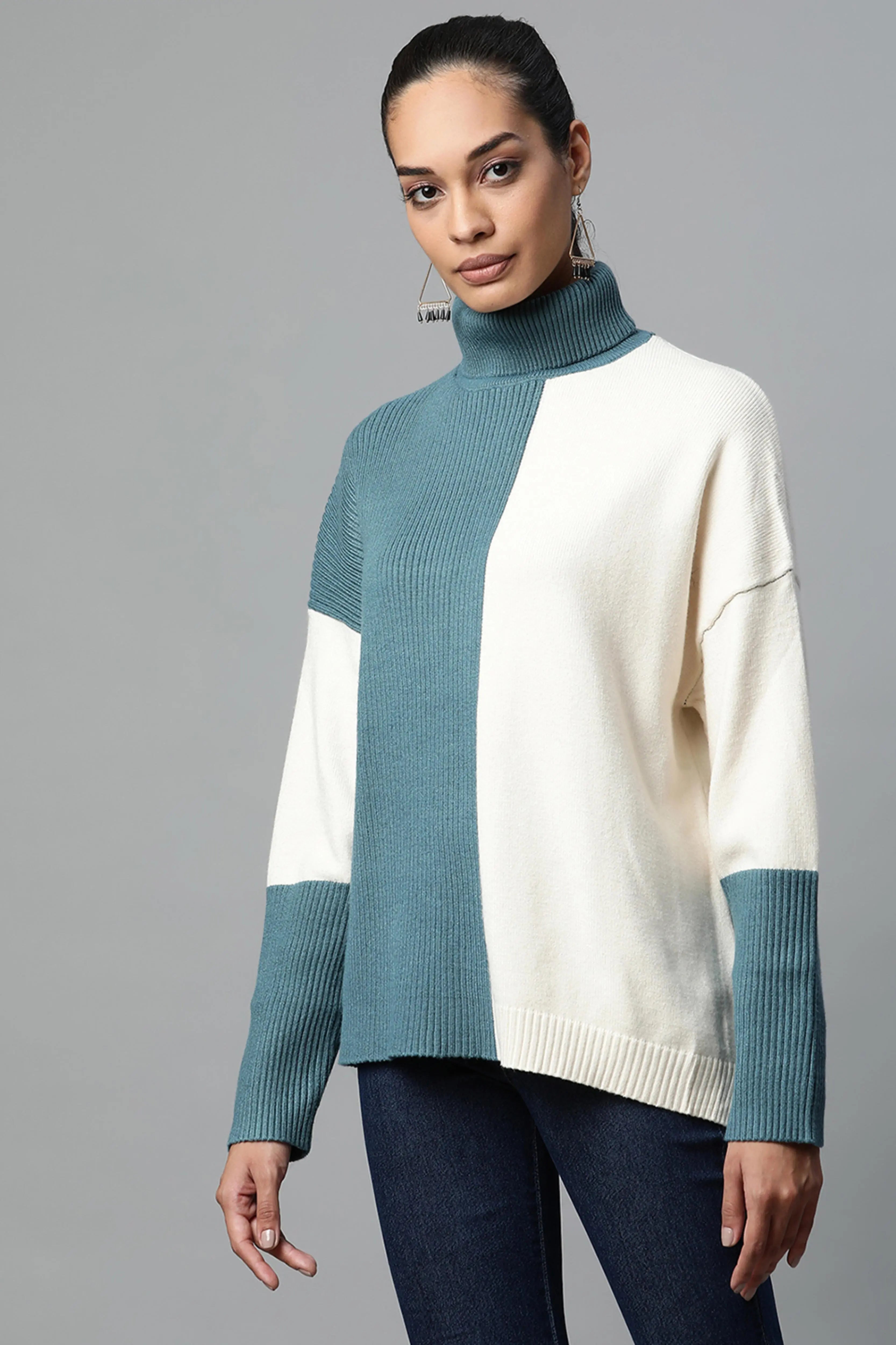 Teal & Off White Solid Rayon Pullover - Global Republic