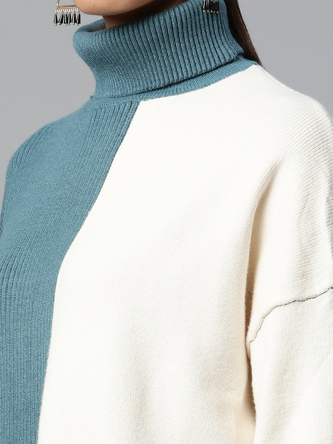 Teal & Off White Solid Rayon Pullover - Global Republic