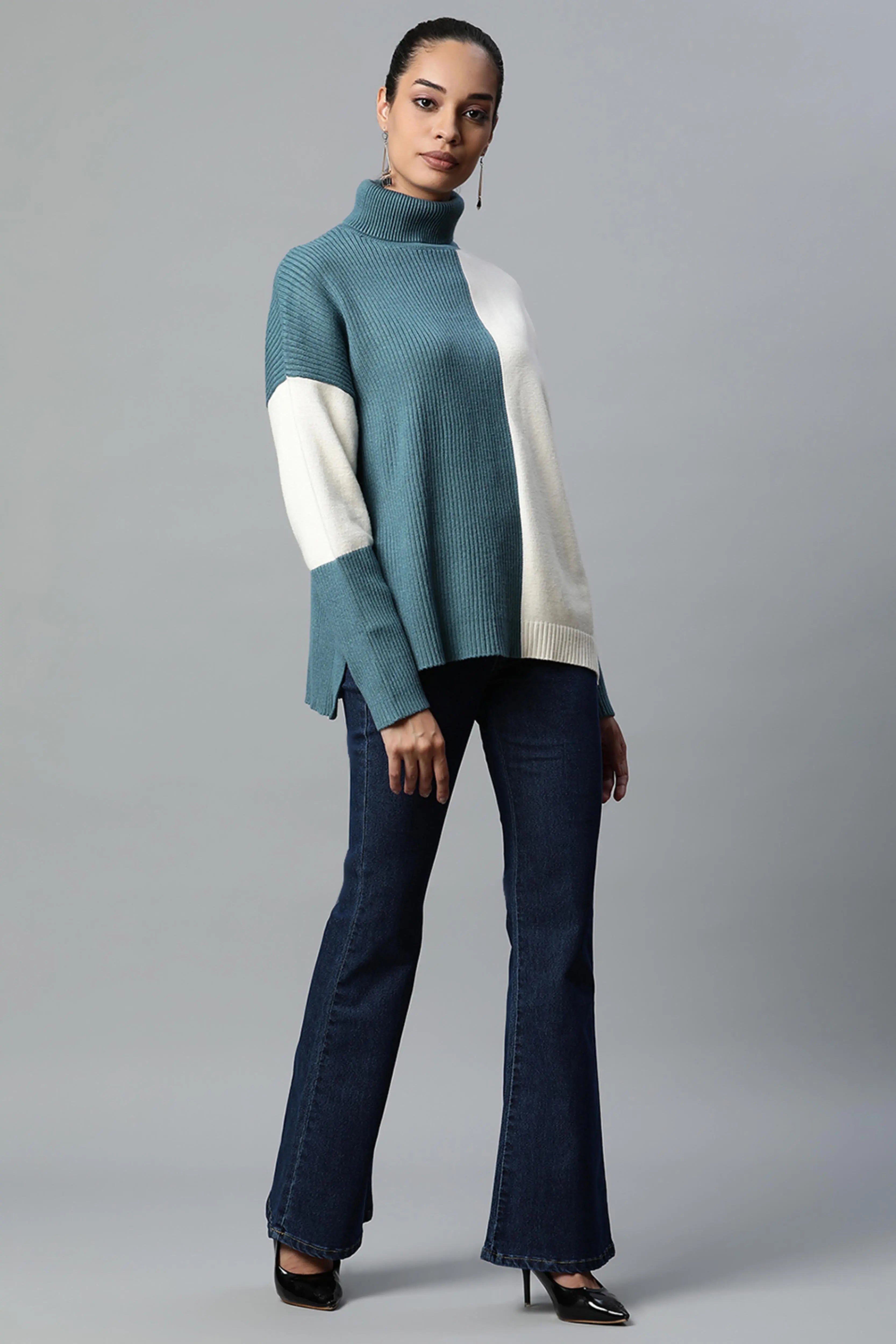 Women Teal & Off White Turtle Neck Pullover