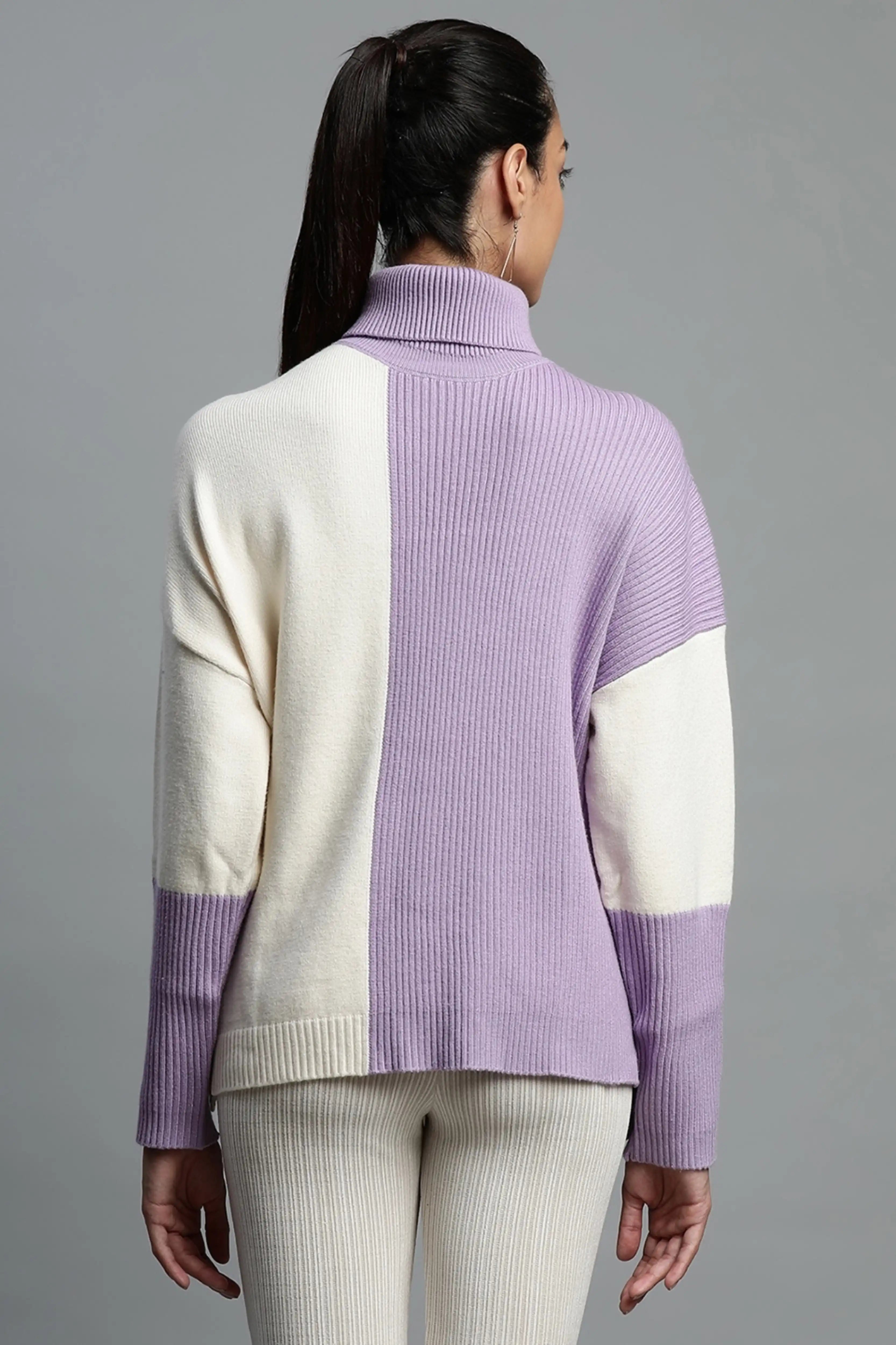 Lilac & Off White Solid Rayon Pullover
