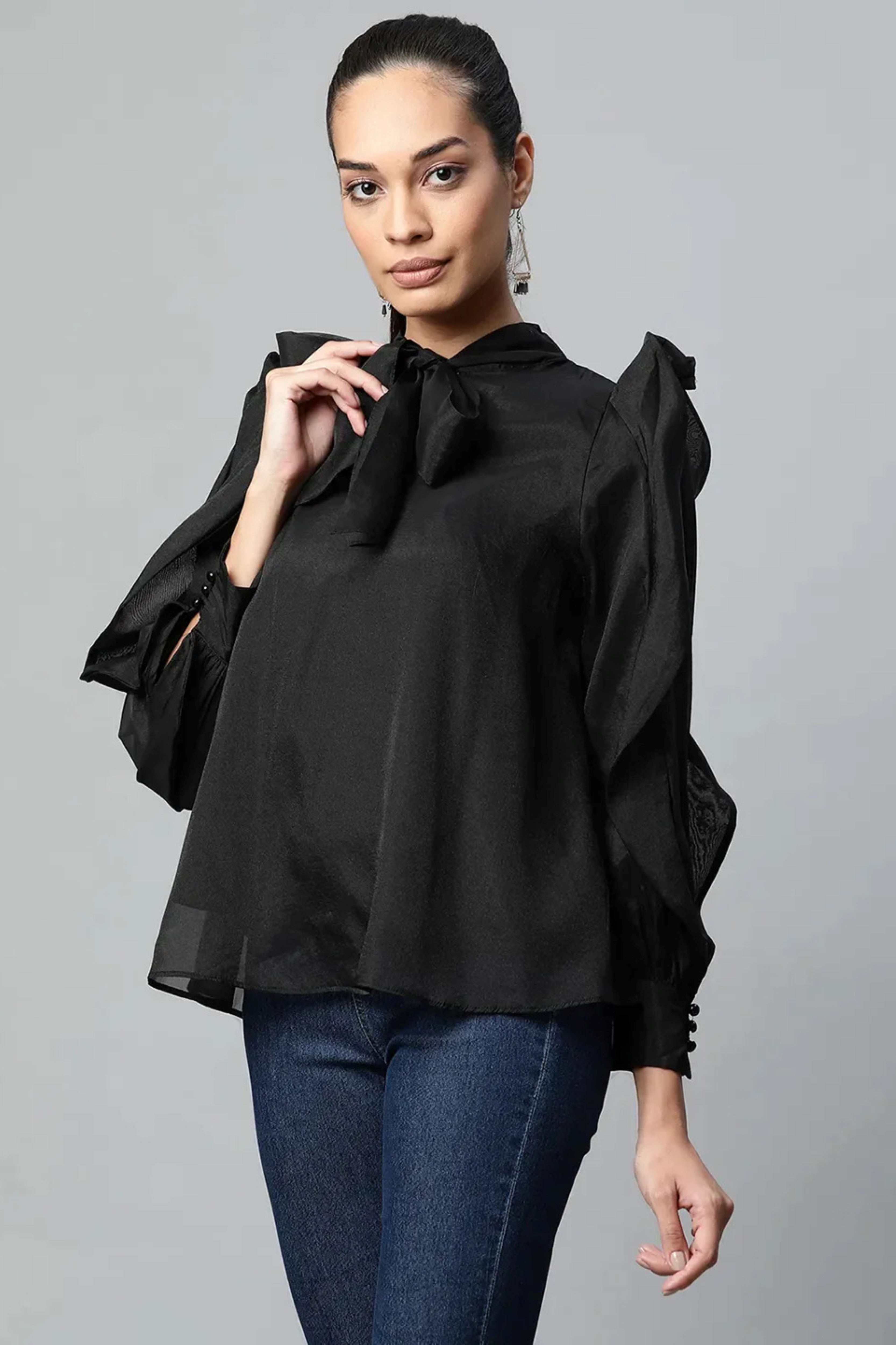 Keyhole Neck Blouson Top