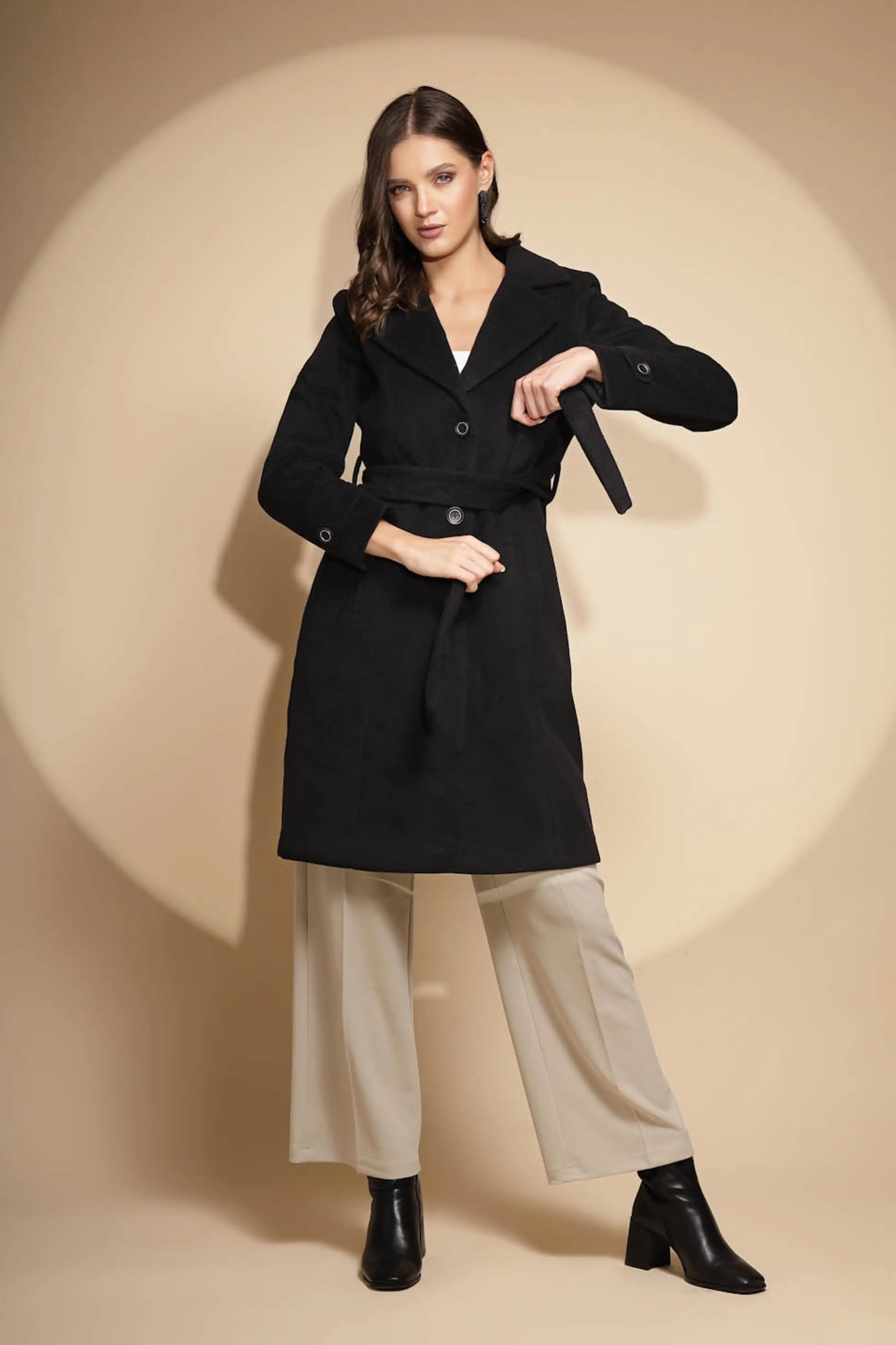 Solid Collared Neck Black Blazer - Global Republic