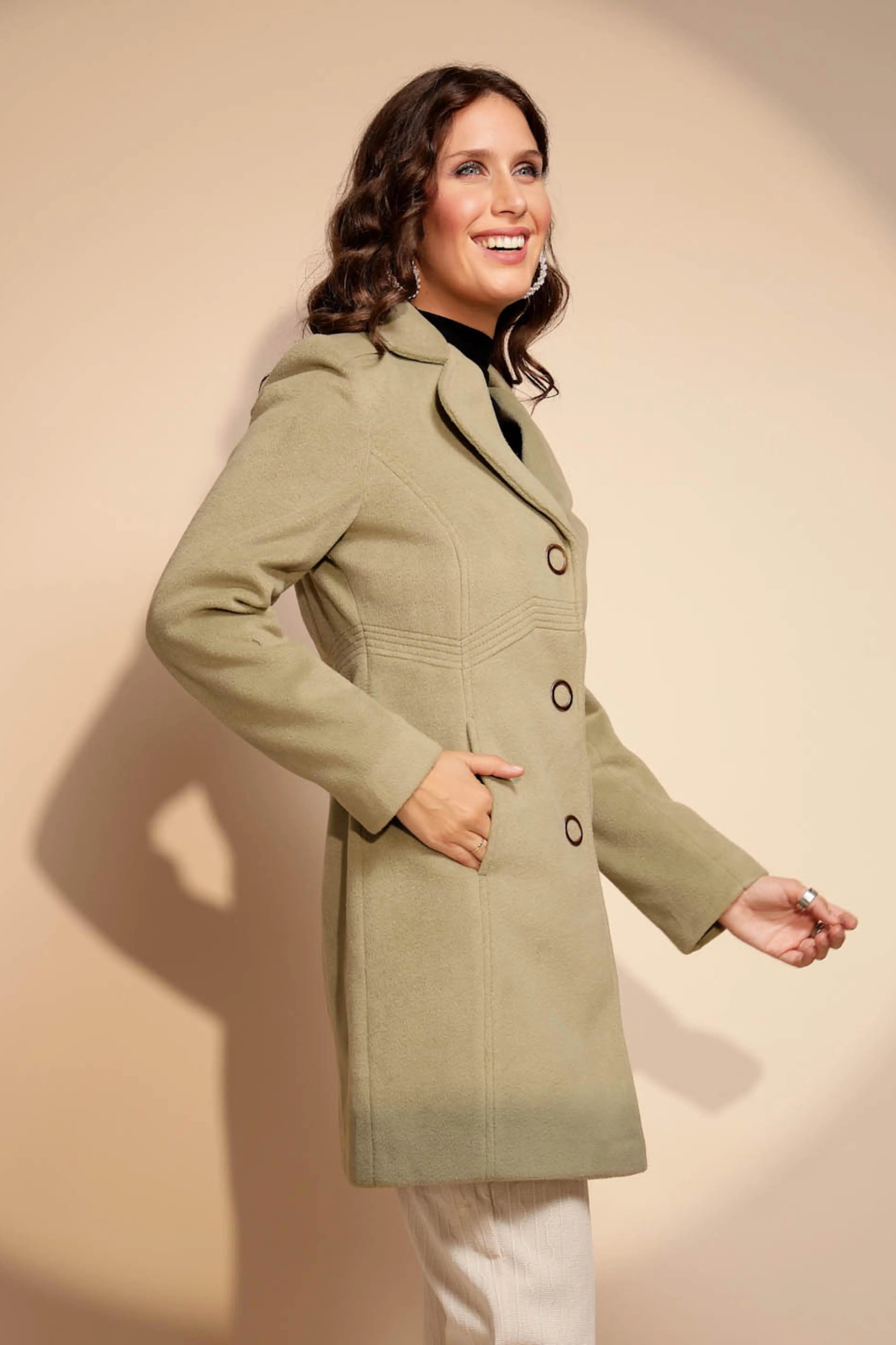 Women's Solid Collared Neck Green Blazer - Global Republic