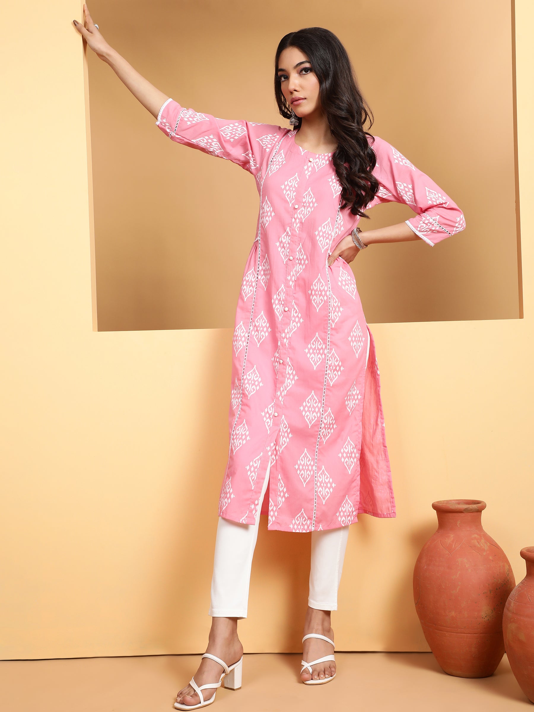Women Pink Round Neck Printed Kurta - Global Republic