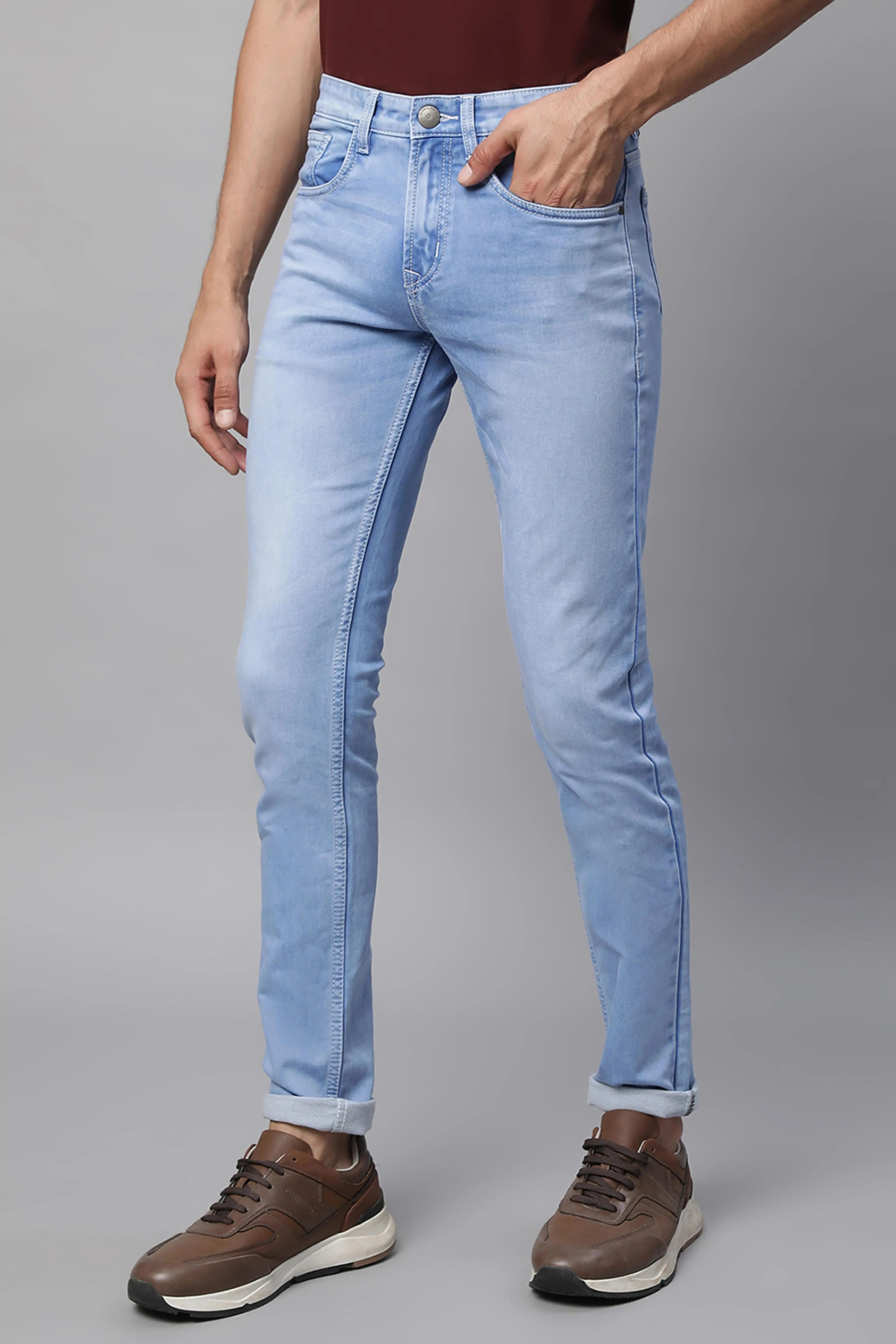 Mens Light Blue Cotton Blend Solid Mid Rise Slim Fit Jeans - Global Republic