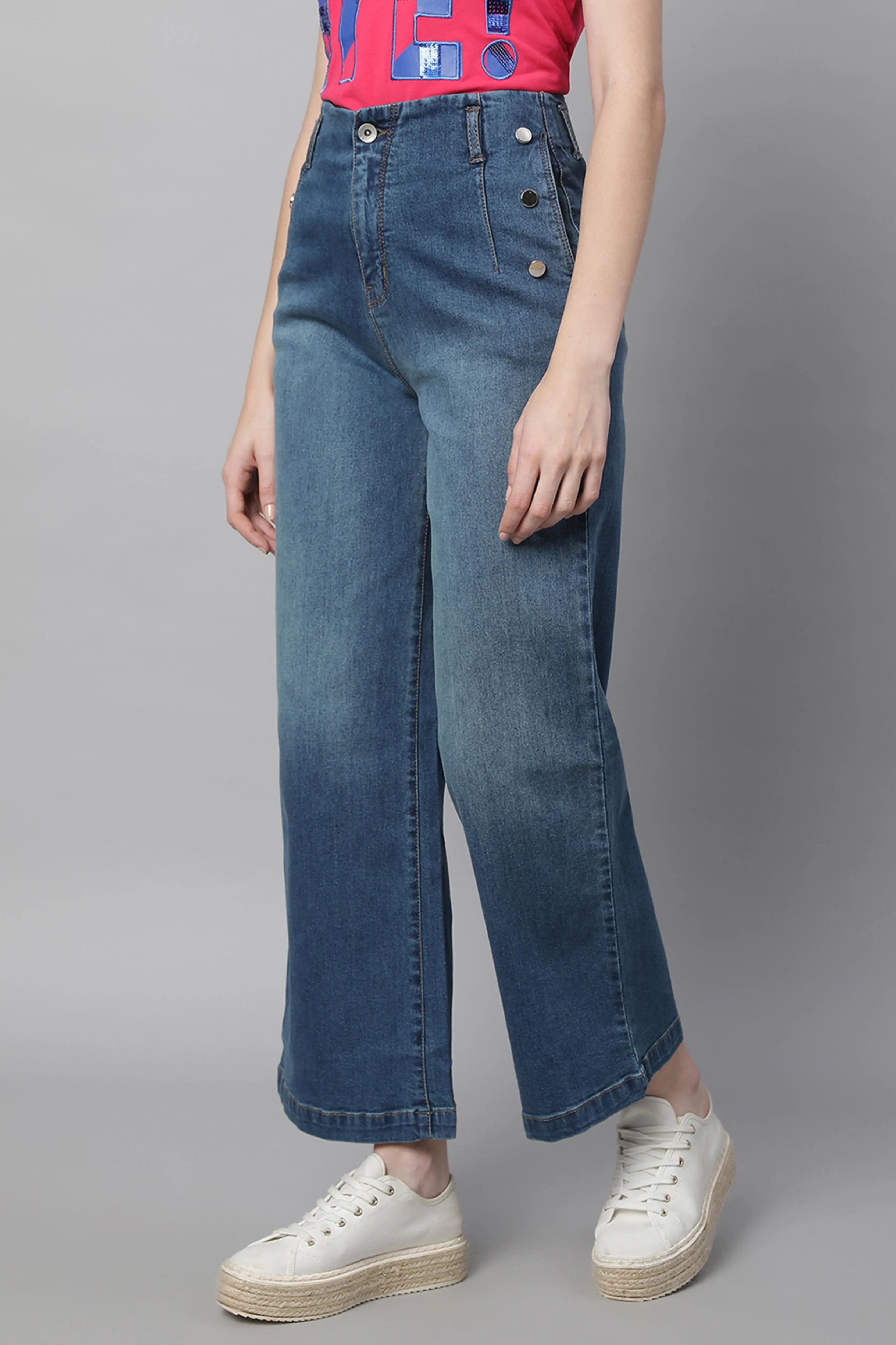 Women Flared Leg Straight Loose Fit Tint Blue Jeans - Global Republic