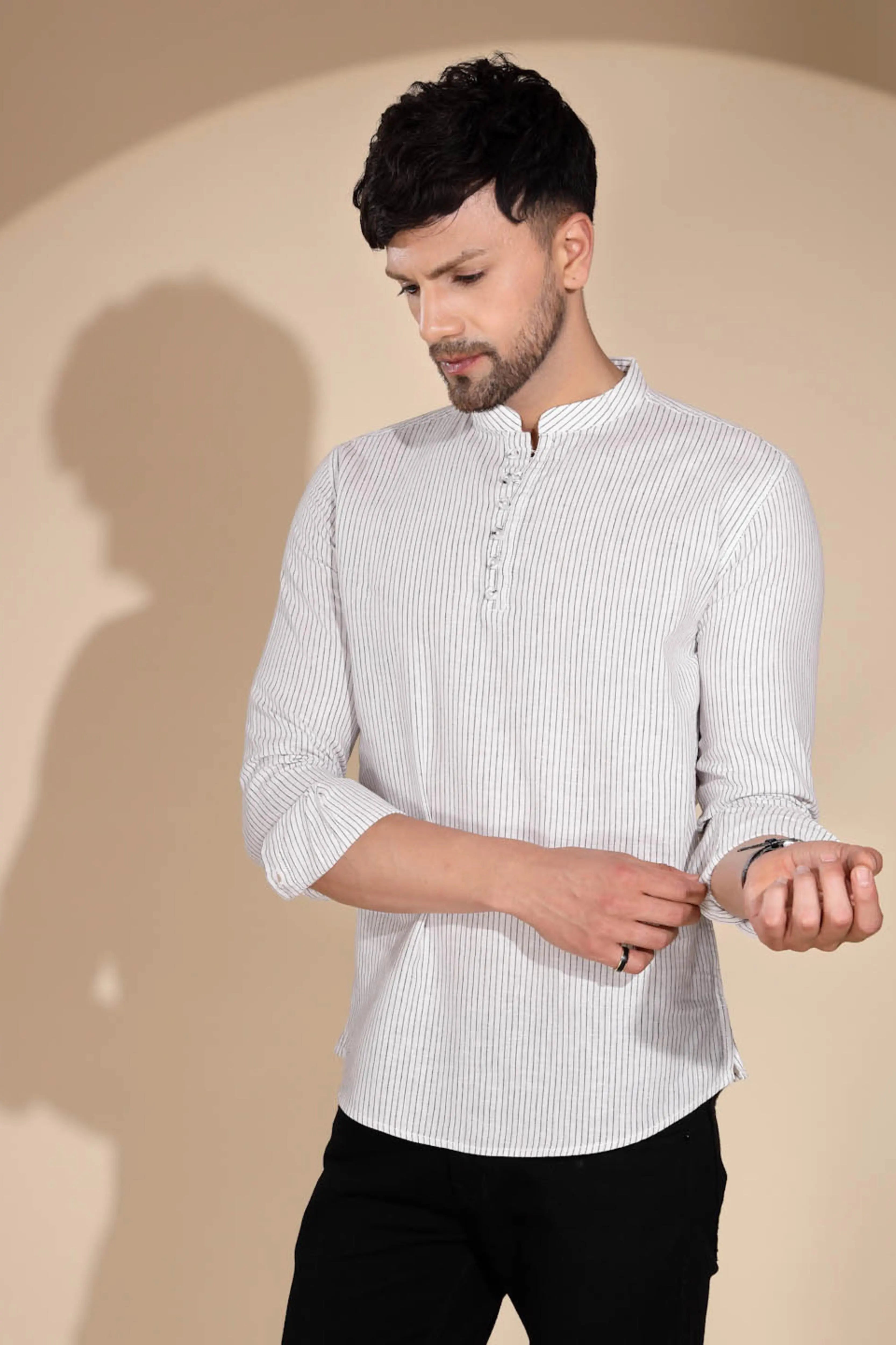Mens Off White Round Nack Printed Kurta - Global Republic