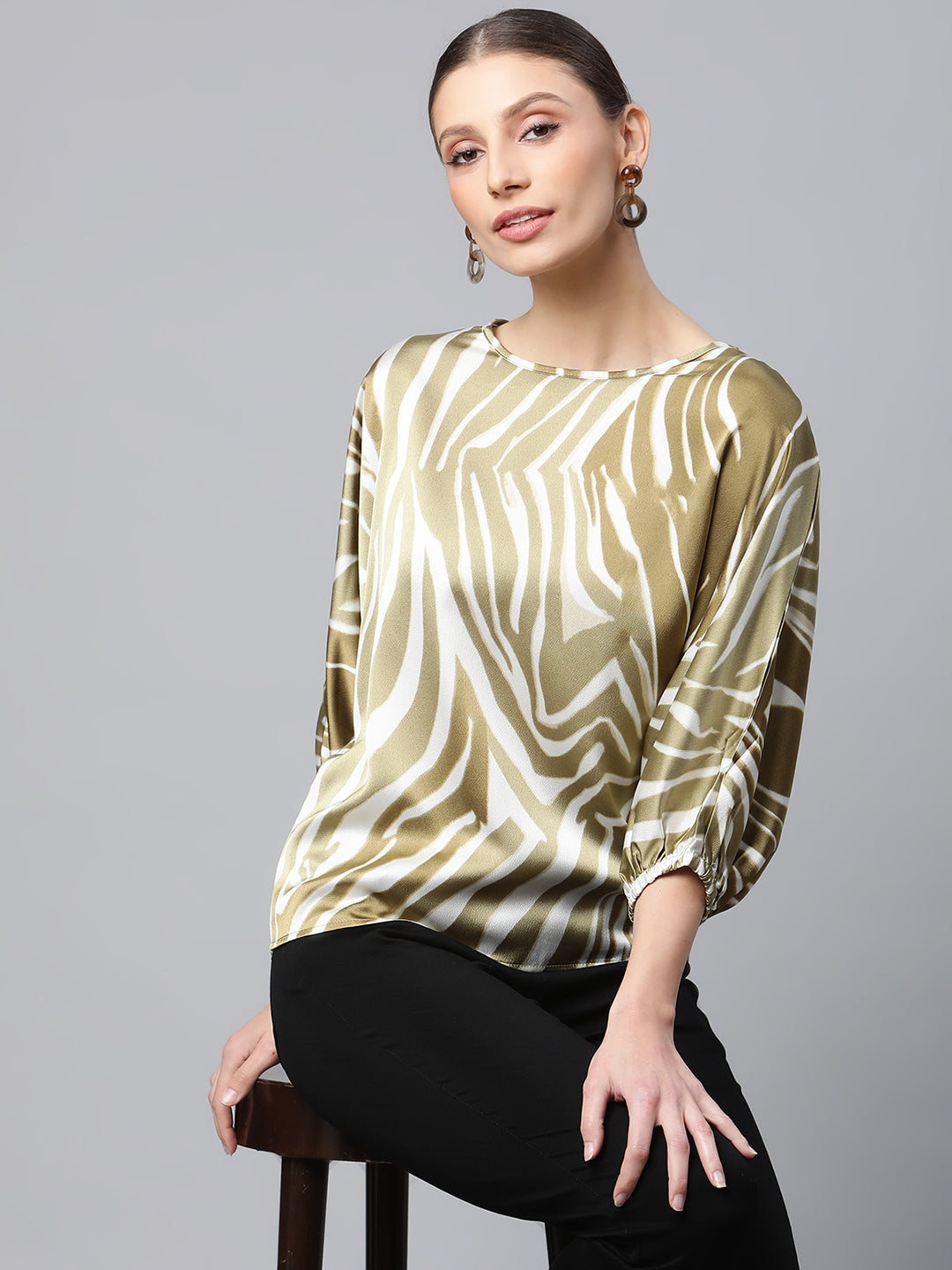 Regular Fit Floral Printed Top - Global Republic