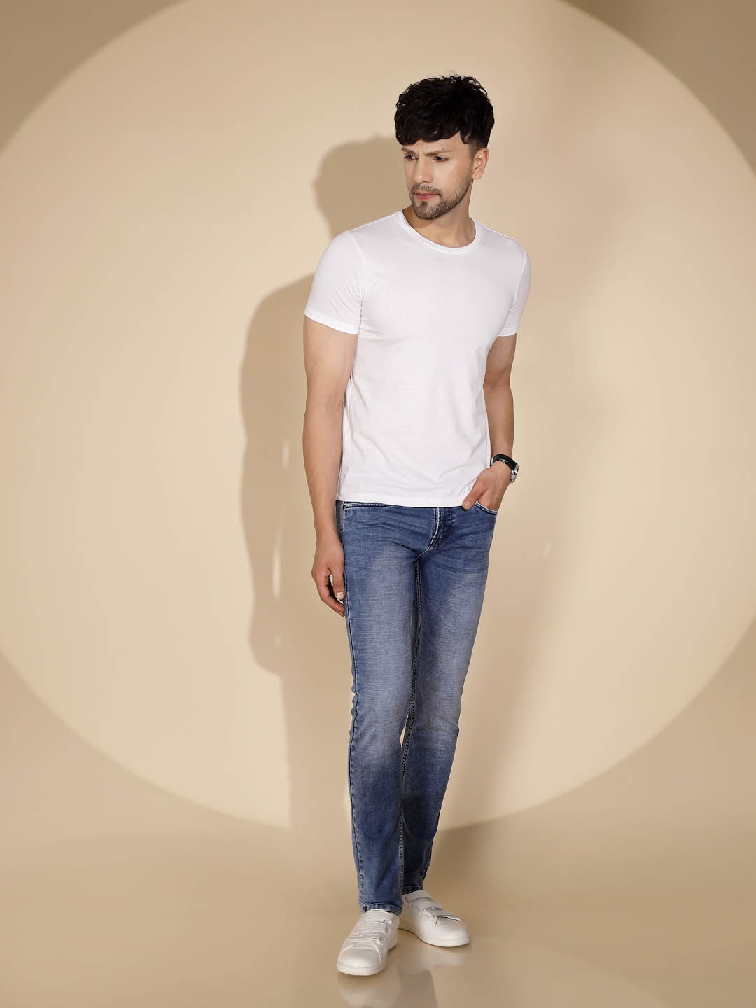 White Round Neck Solid T-Shirt - Global Republic