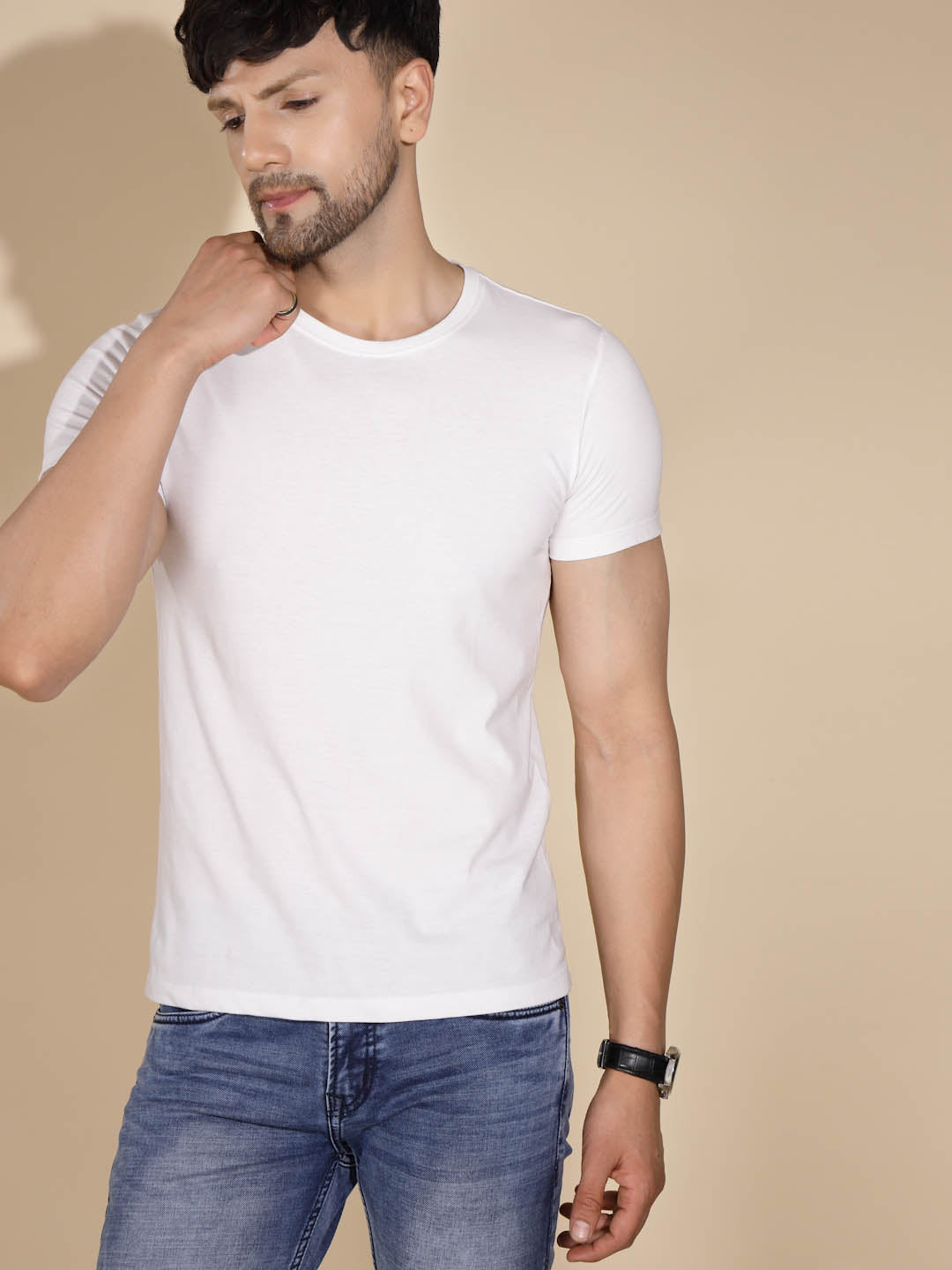 White Round Neck Solid T-Shirt - Global Republic