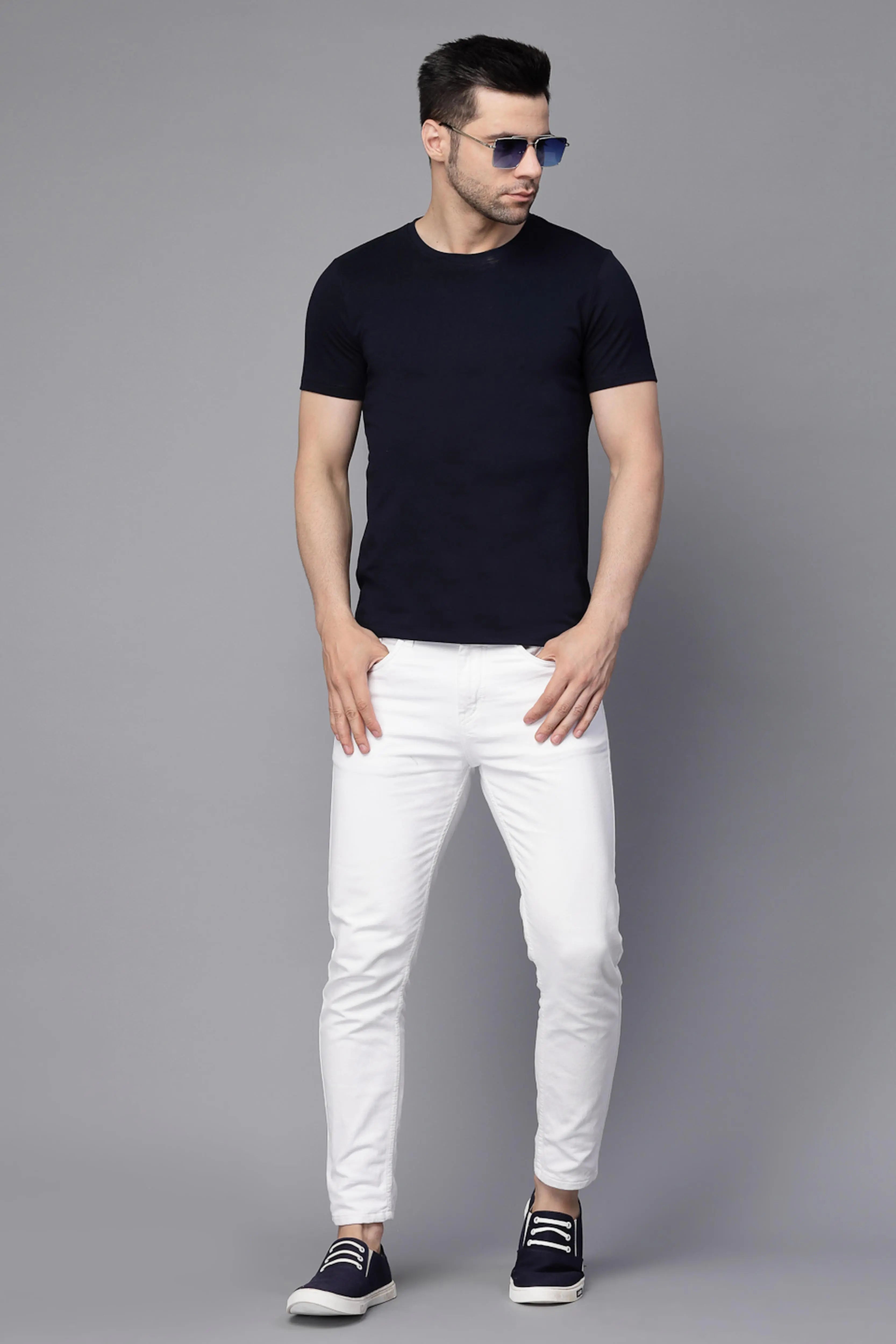Navy Blue Solid Round Neck T-Shirt - Global Republic