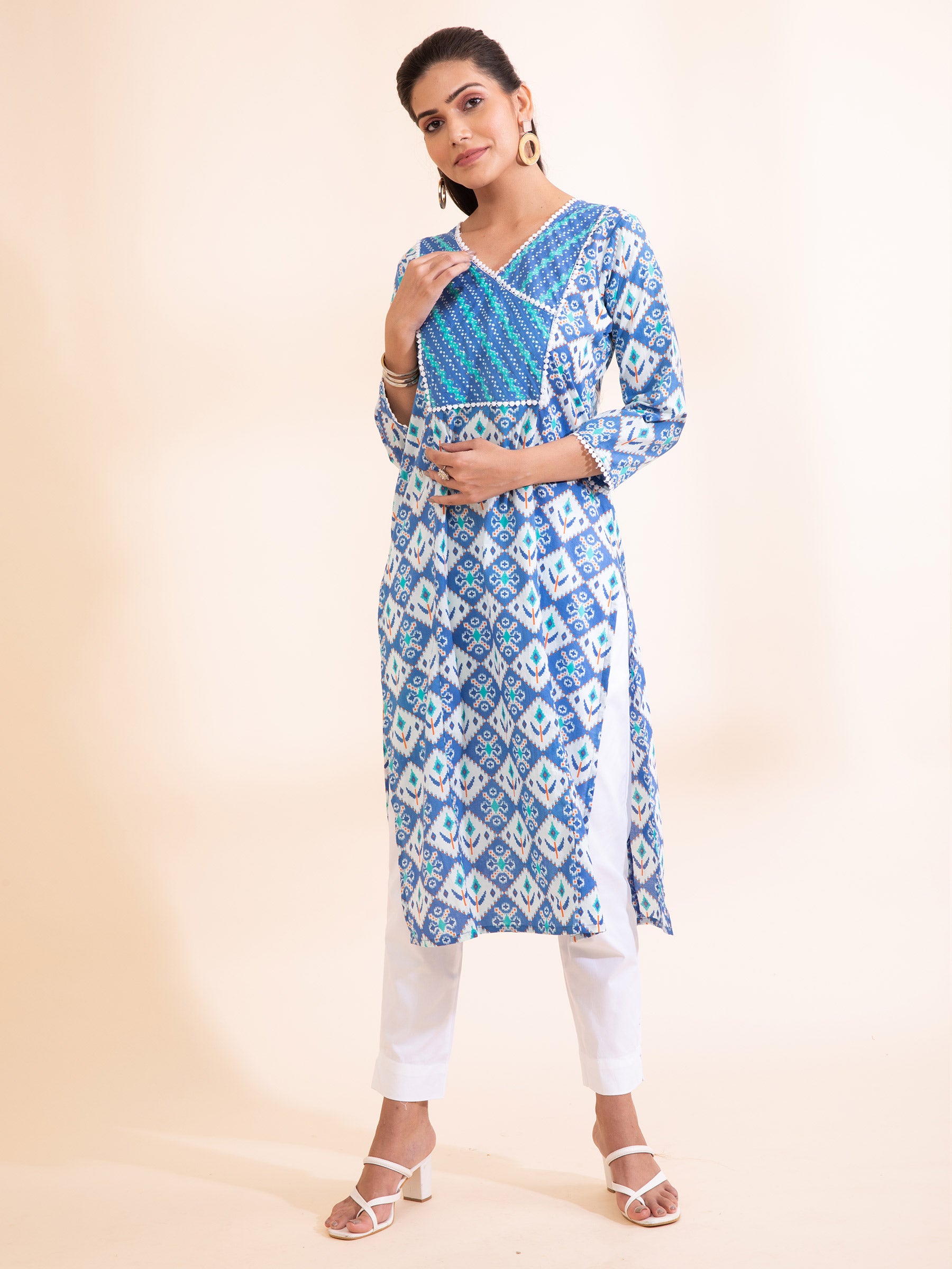 Women Blue V-Neck Printed Kurta - Global Republic