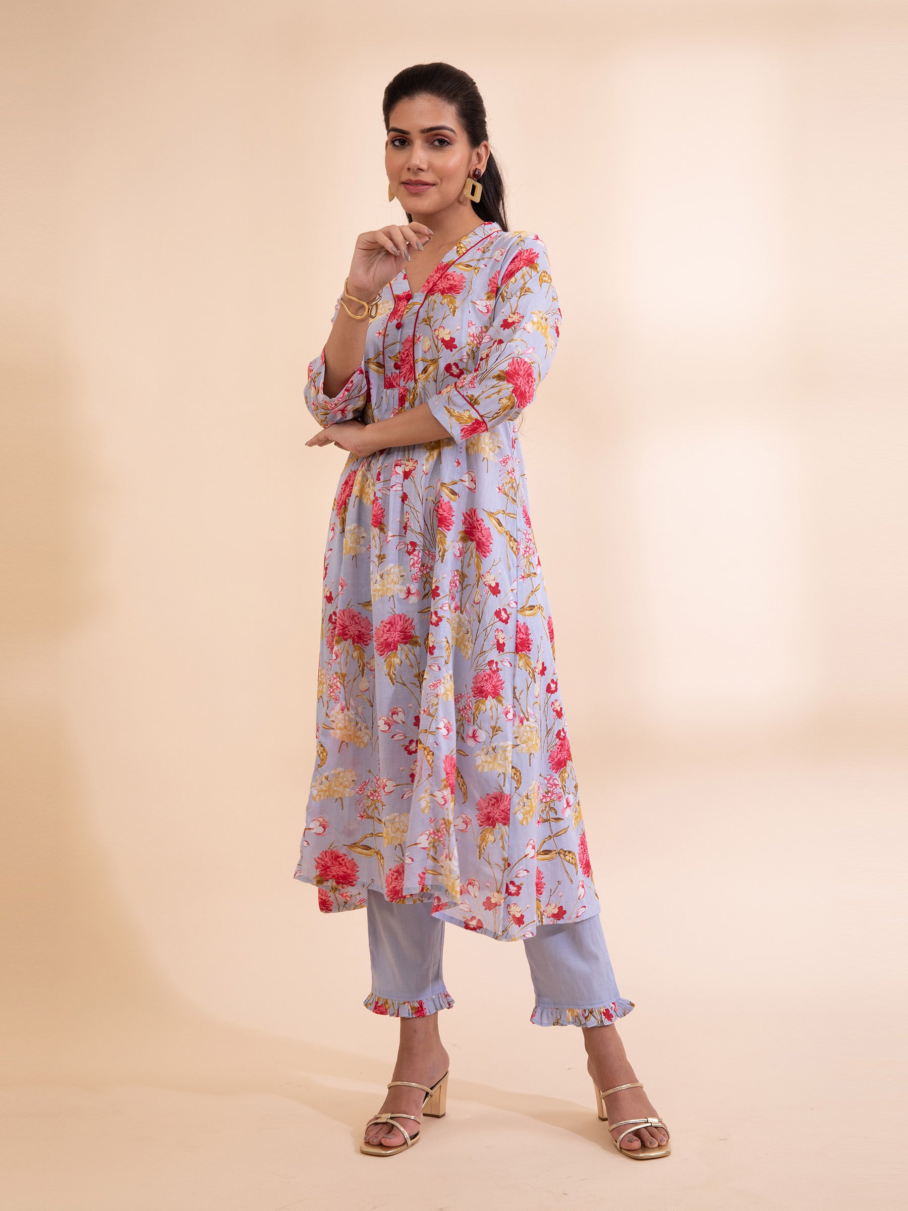 Women Blue Round Neck Printed Kurta Set - Global Republic