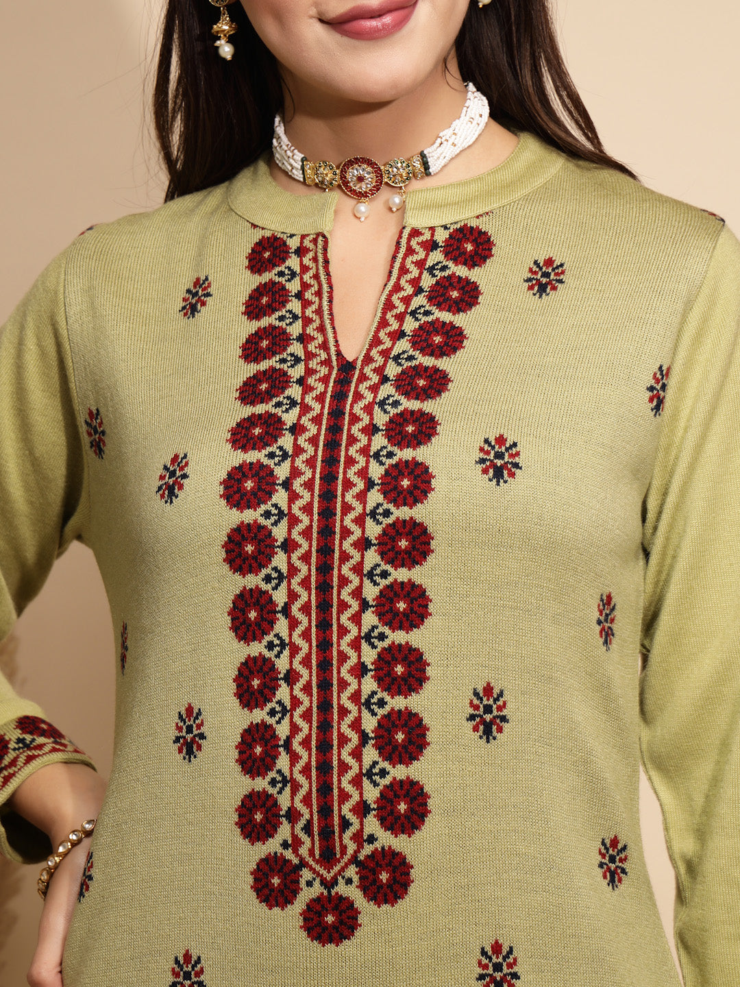 Green Printed Full Sleeve Collar With V-Neck Woolen Kurta For Women - Global Republic