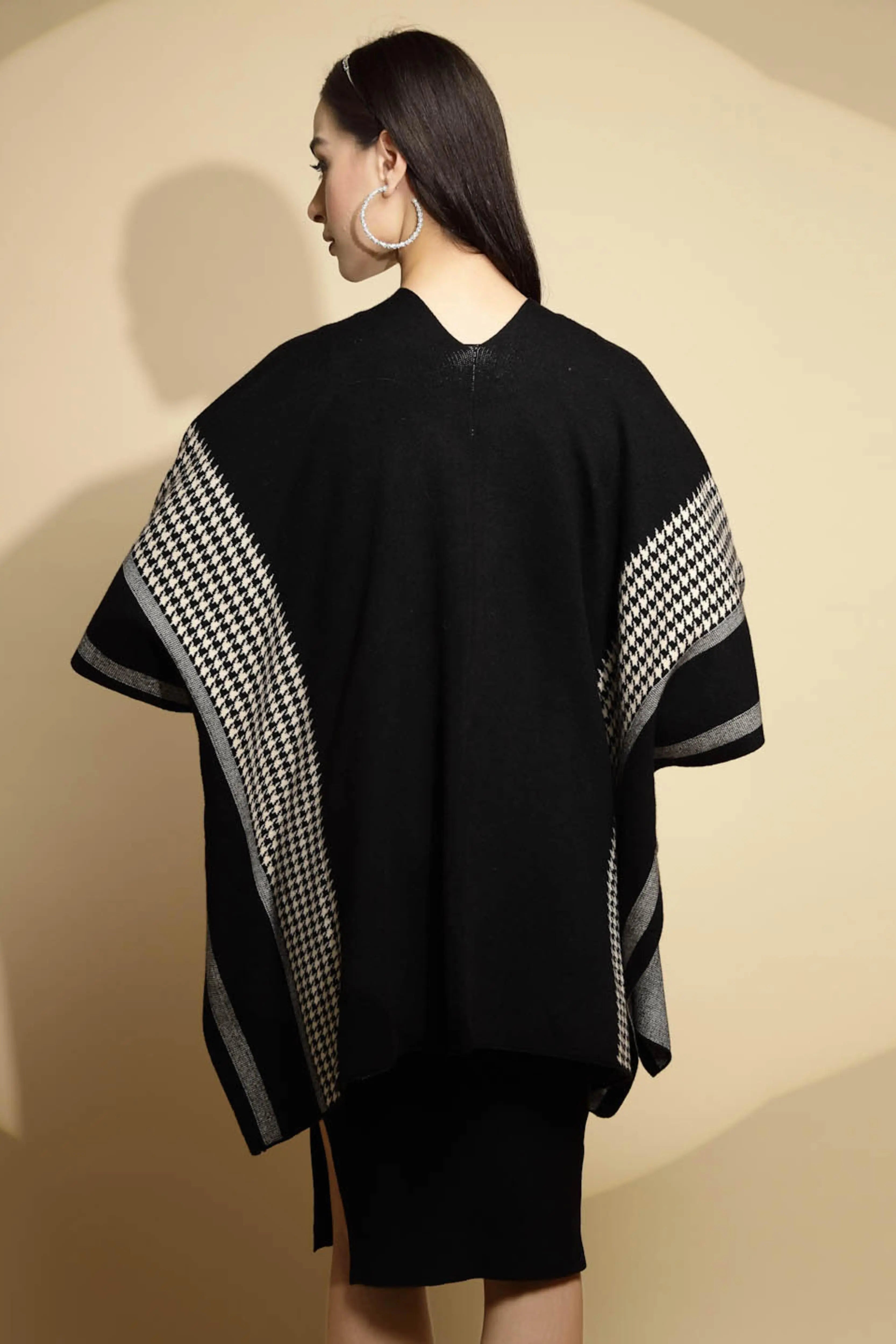 Black Abstract Print Half Sleeve Open Neck Knitted Winter Shrug - Global Republic