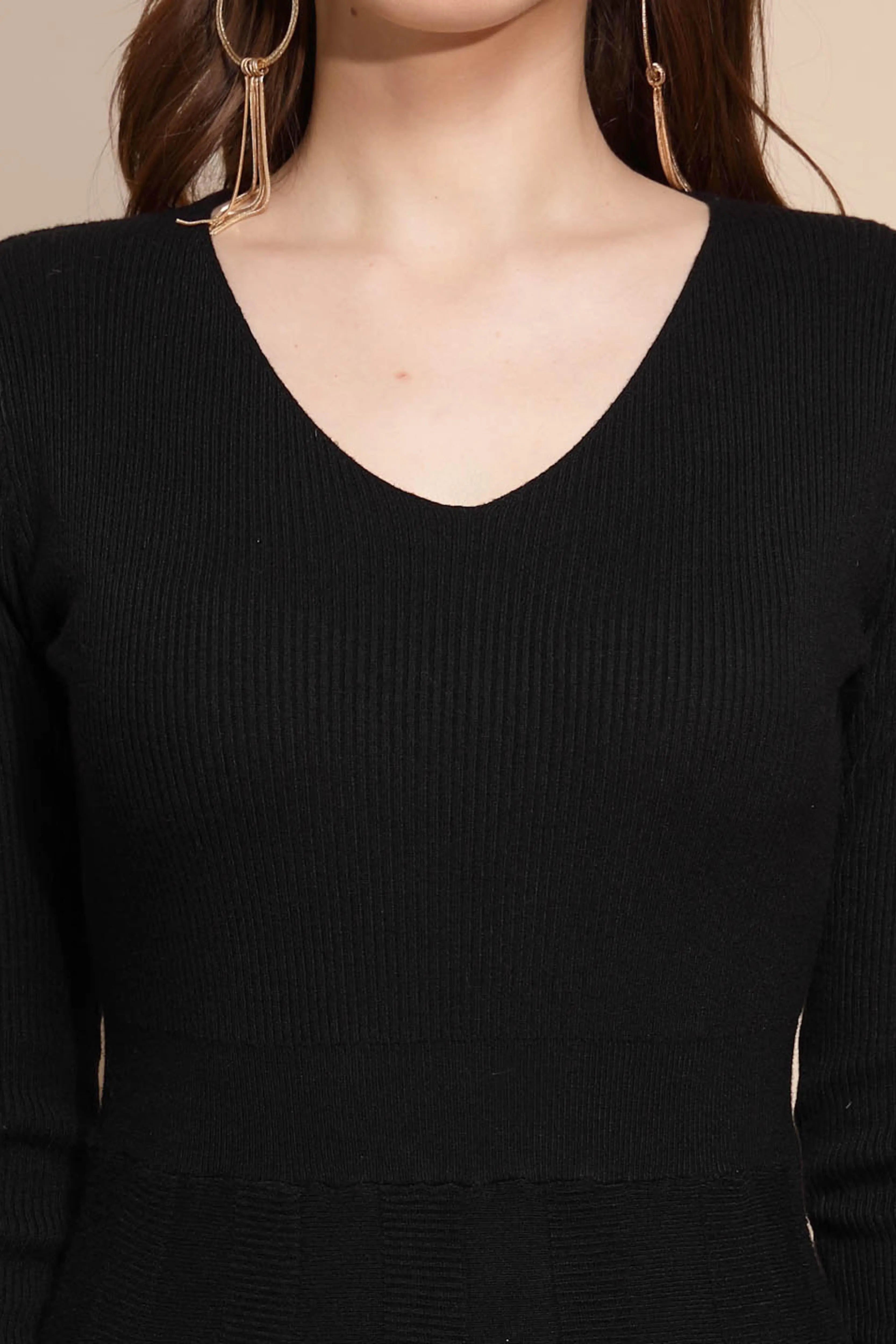Women V-Neck Black Solid Knitted Long Dress - Global Republic