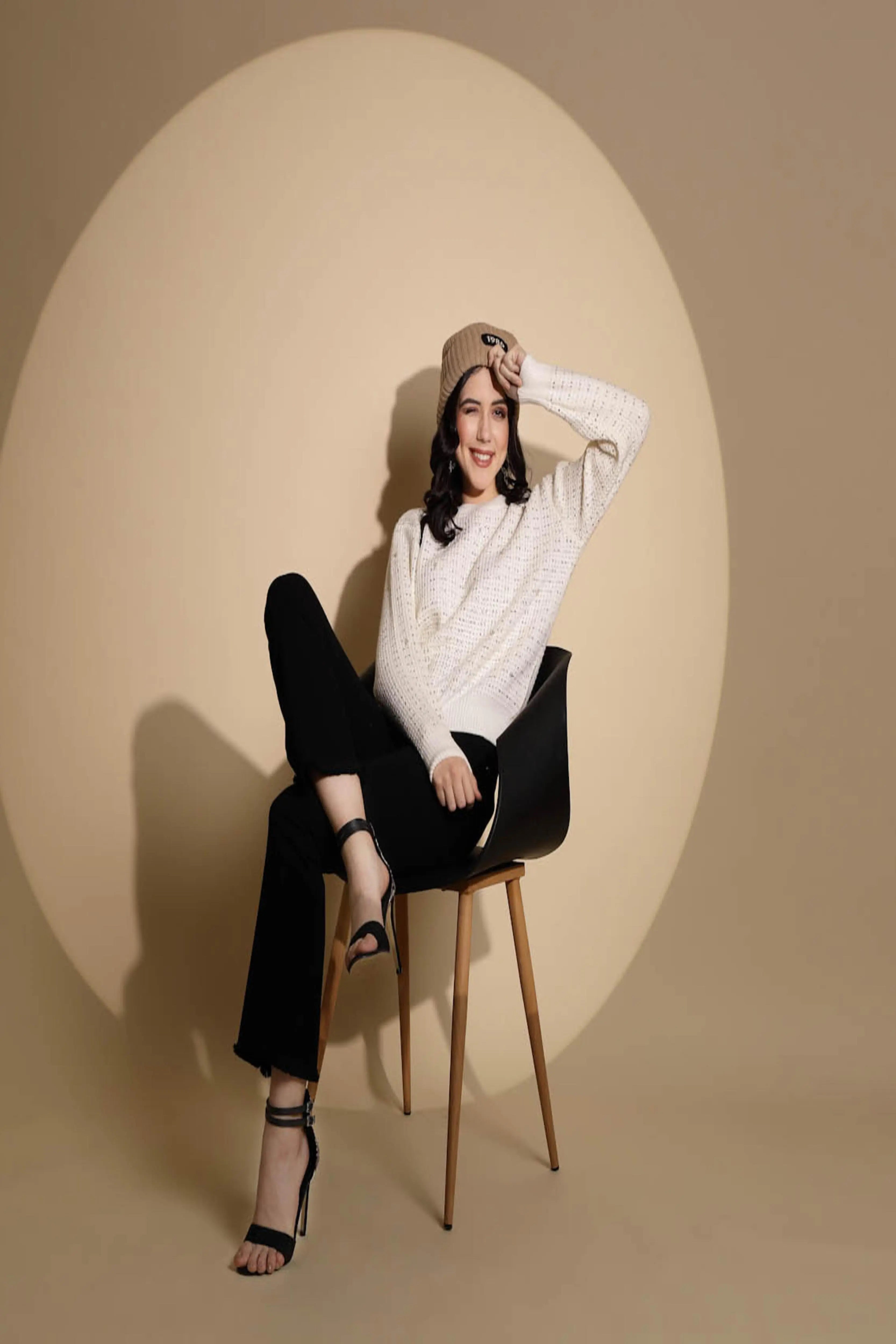 Off White Solid Knitted Pullover - Global Republic