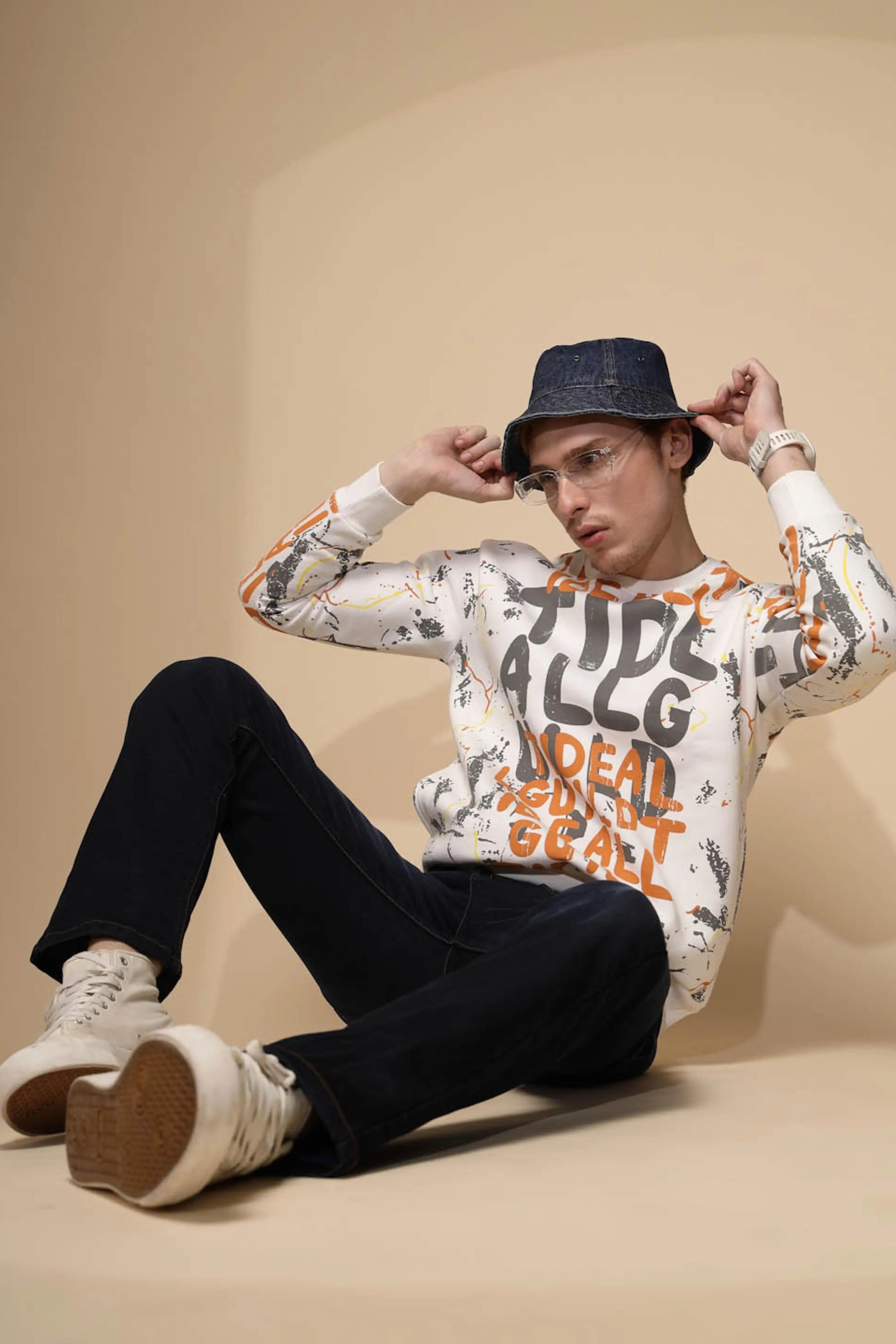 Off White Abstract Print Full Sleeve Round Neck Fleece Sweatshirt - Global Republic