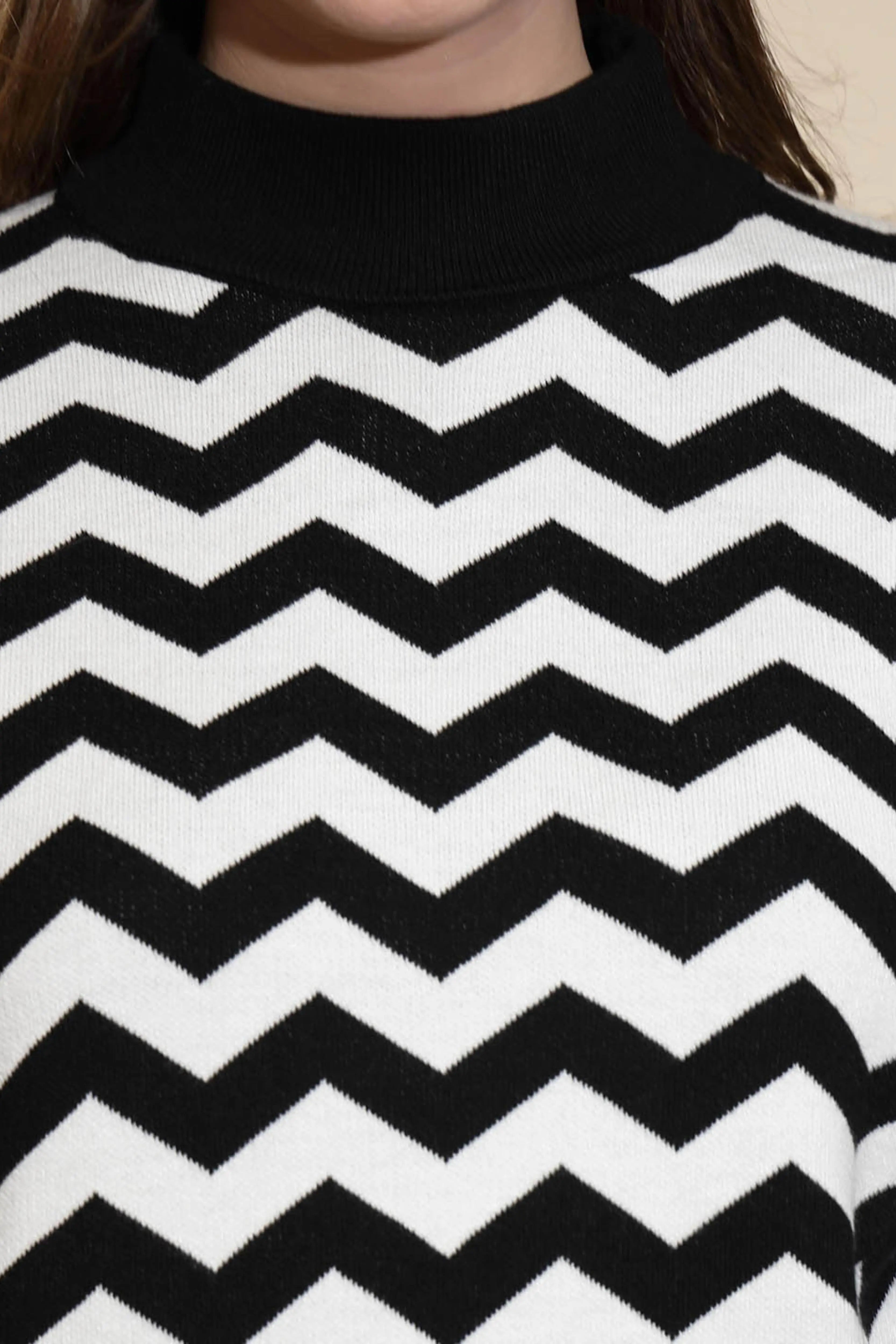 Black Geometric Print Acrylic Pullover - Global Republic