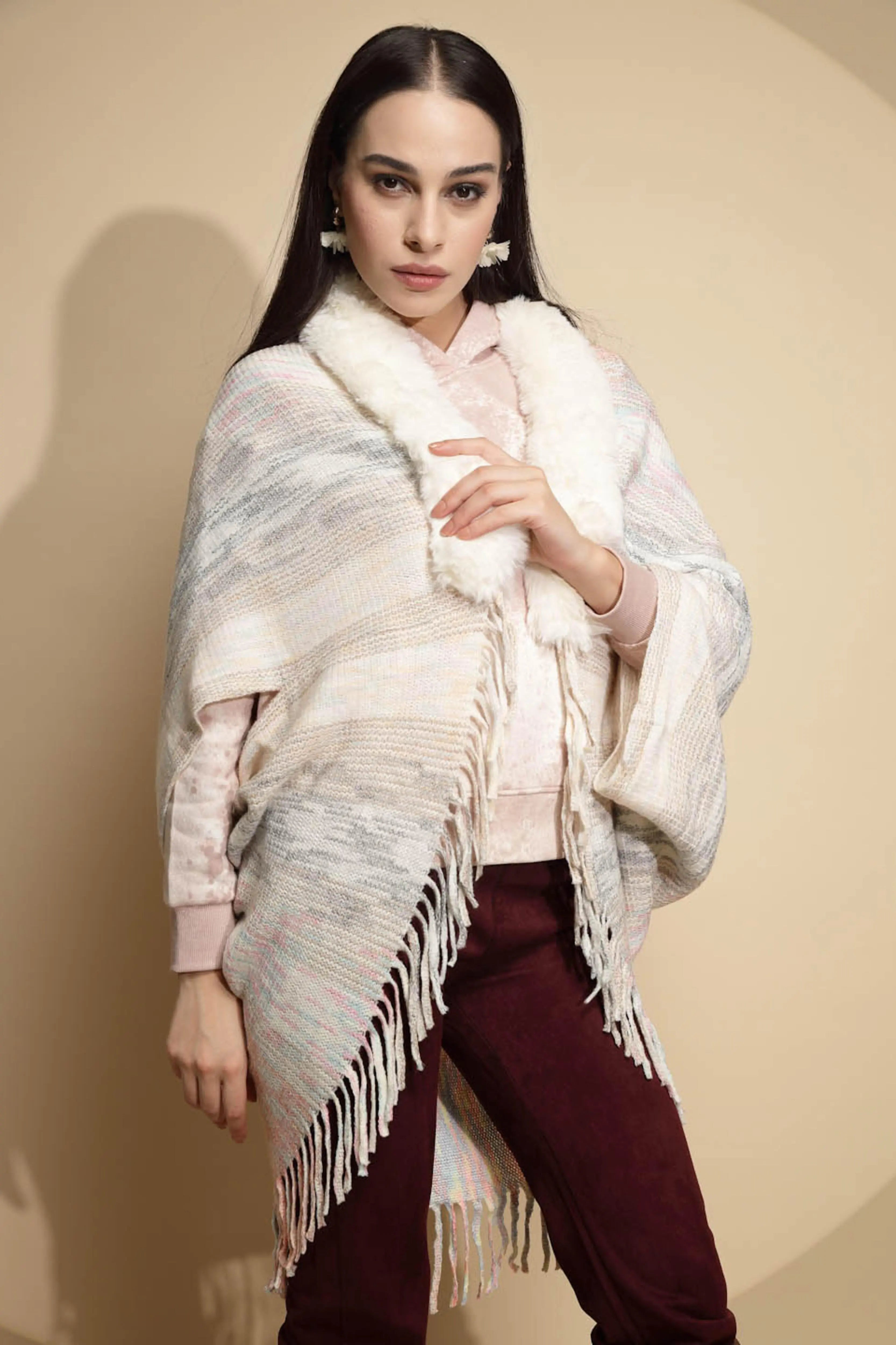 Off White Abstract Print Acrylic Cape - Global Republic