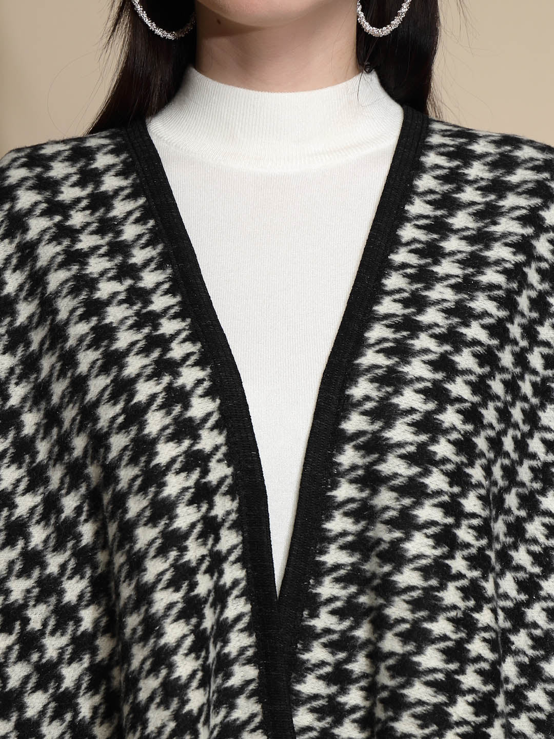 Black Check Print Acrylic Cape - Global Republic