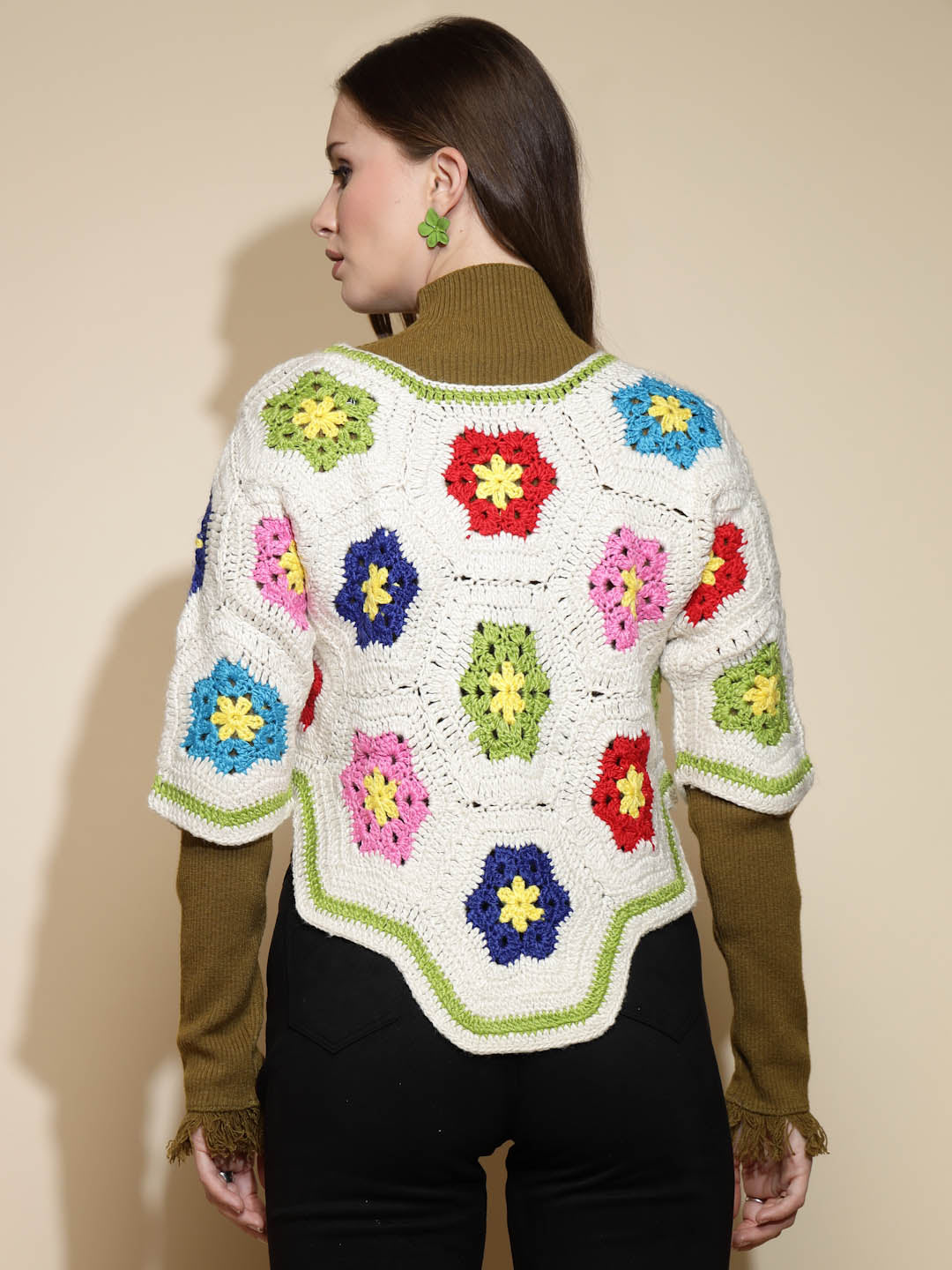 Off White Abstract print Acrylic Sweater - Global Republic