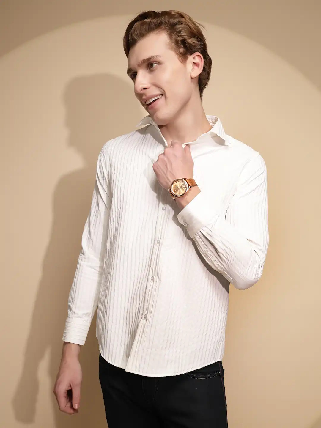 White Solid cotton Slim Fit Shirt - Global Republic