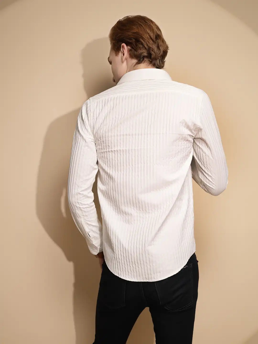 White Solid cotton Slim Fit Shirt - Global Republic