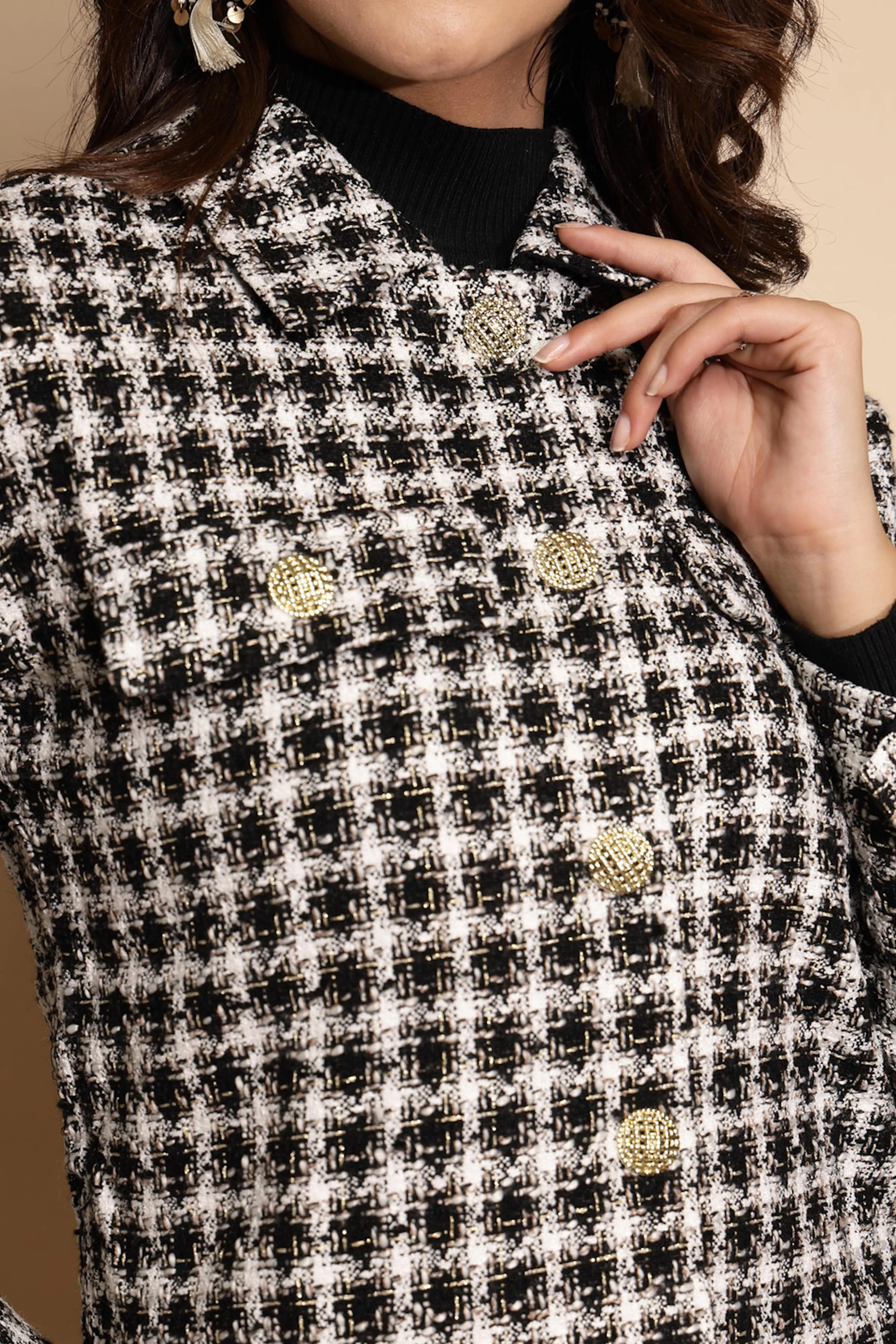 Black Geometric Print Collared Neck Full Sleeve cotton Coat - Global Republic