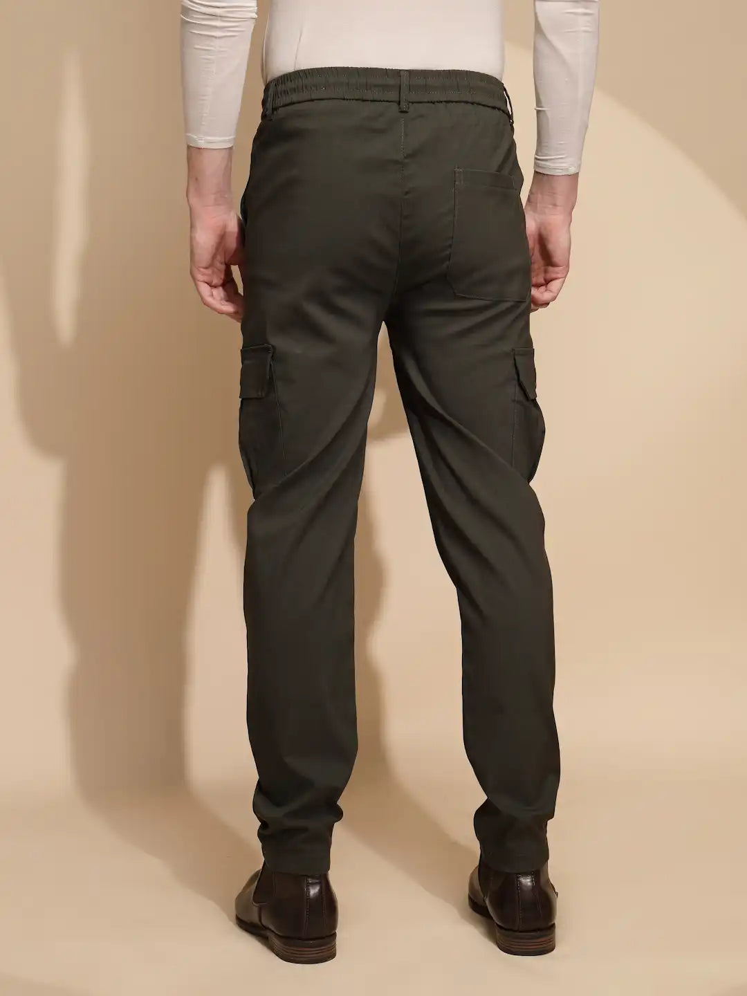 Men Olive Solid Mid Rise Cargo Pant - Global Republic