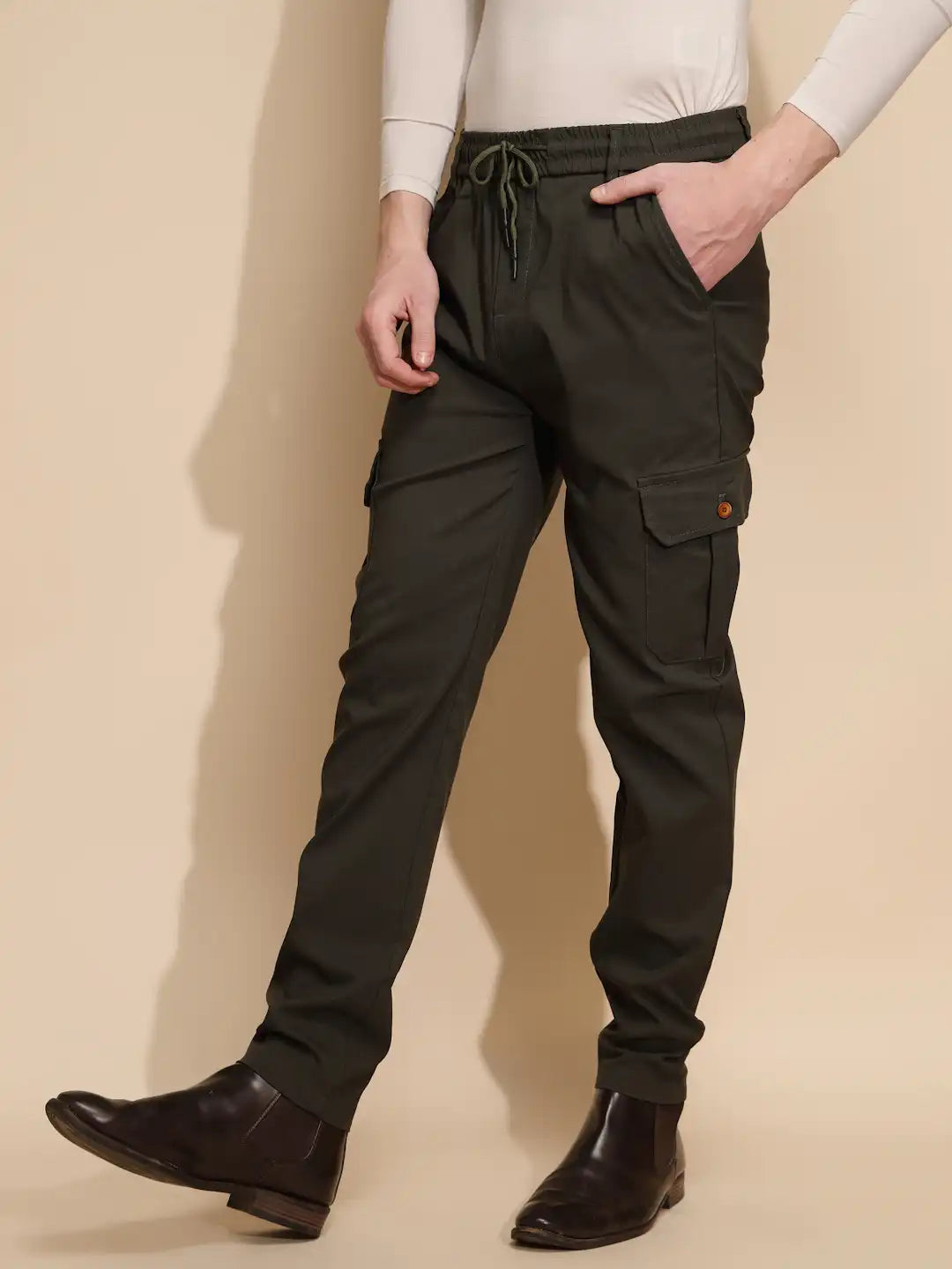 Men Olive Solid Mid Rise Cargo Pant - Global Republic