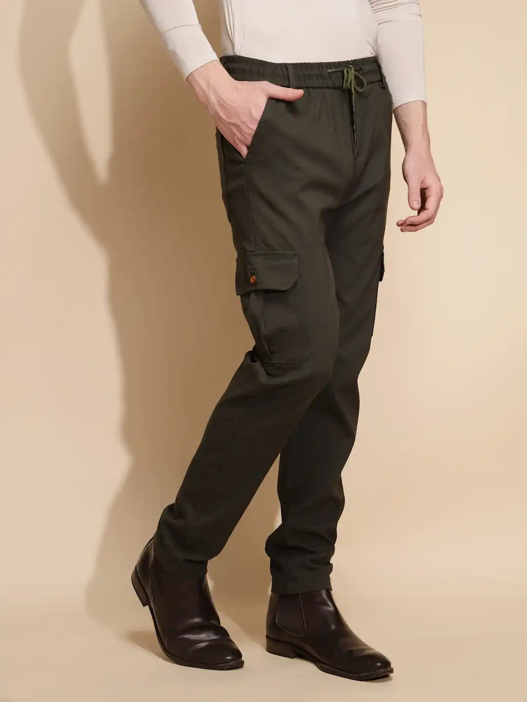 Men Olive Solid Mid Rise Cargo Pant - Global Republic
