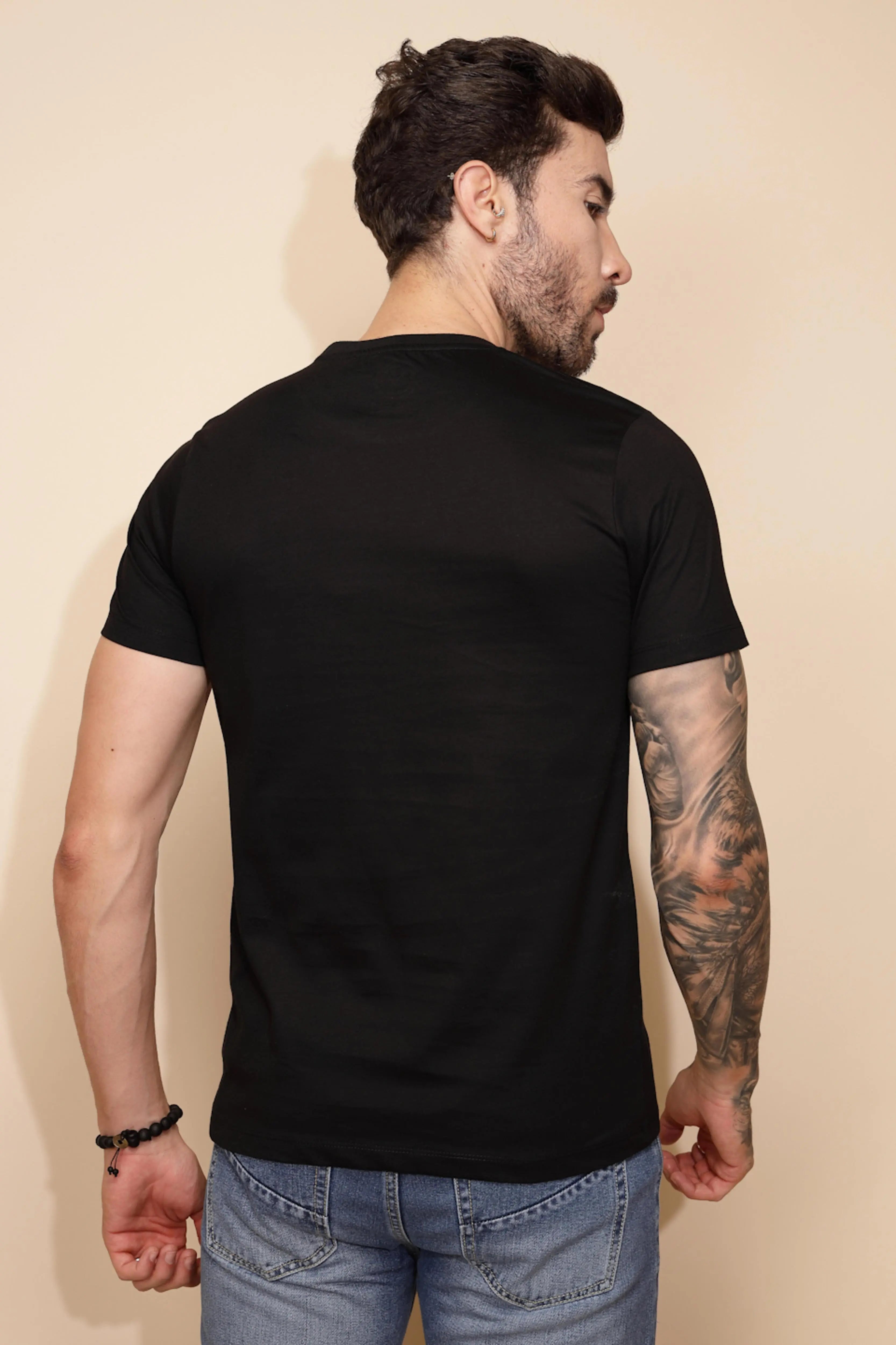 Black Cotton Regular Fit T-Shirt For Men - Global Republic