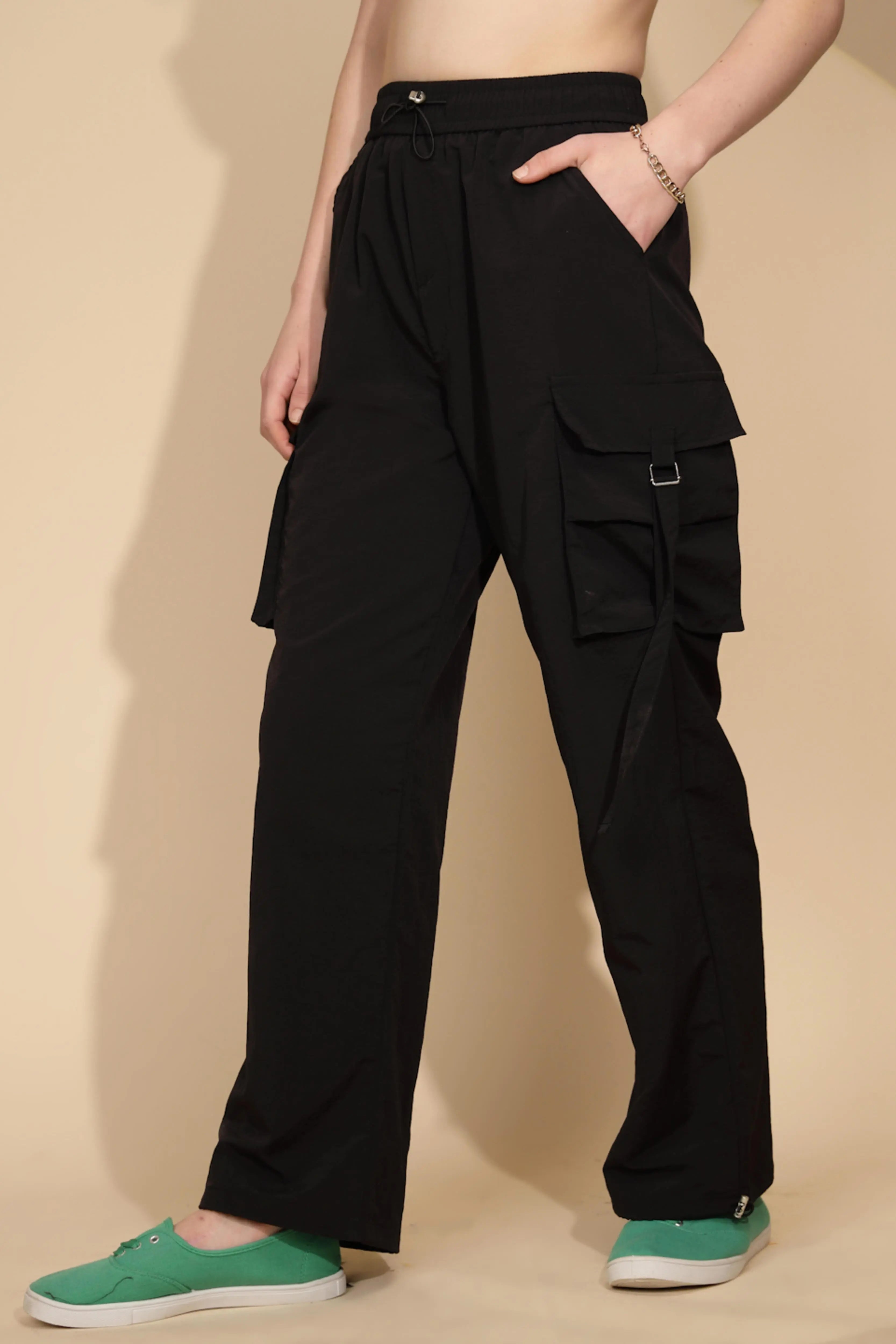 Black  Loose Fit Jogger - Global Republic