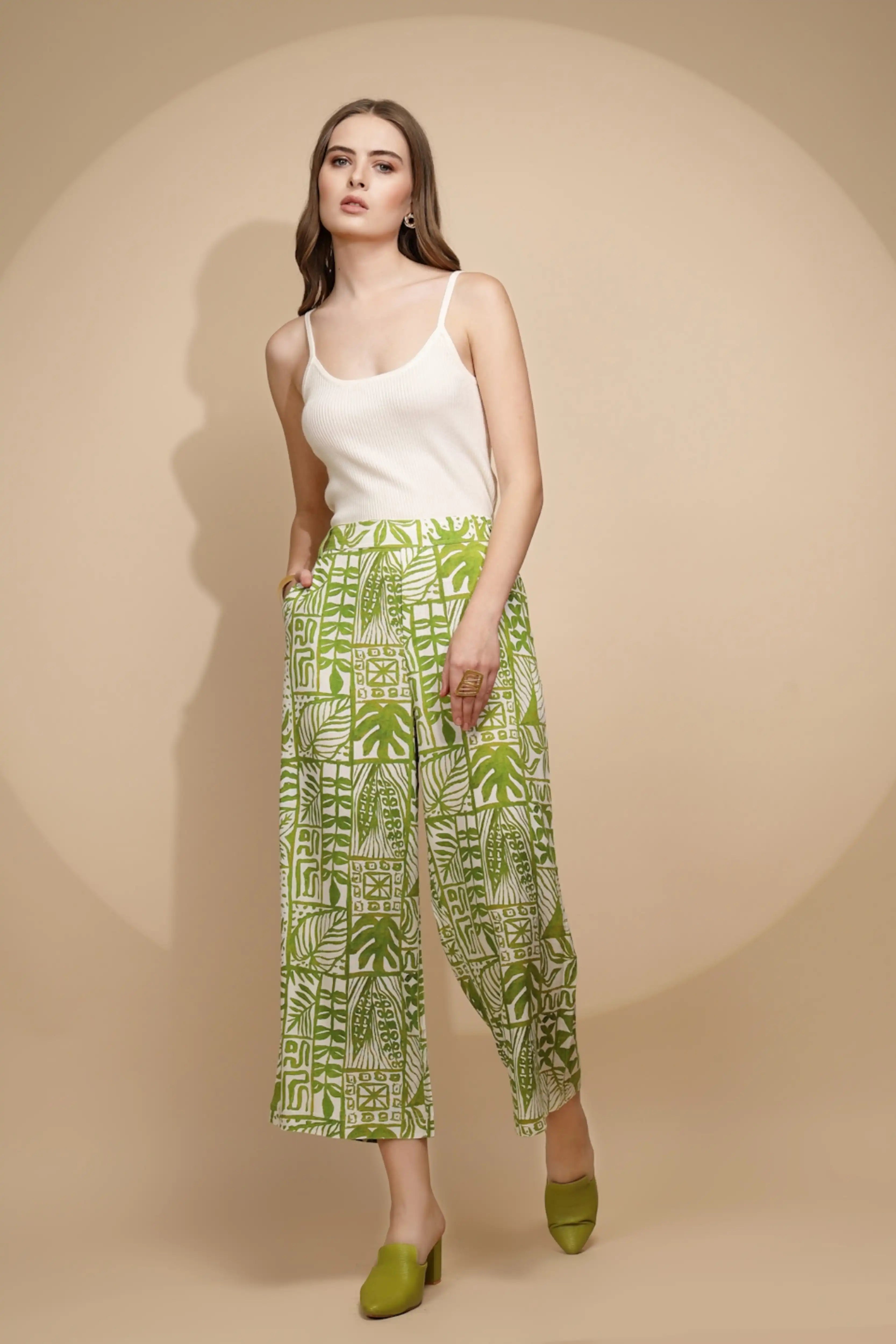 Green Linen Blend Regular Fit Trouser