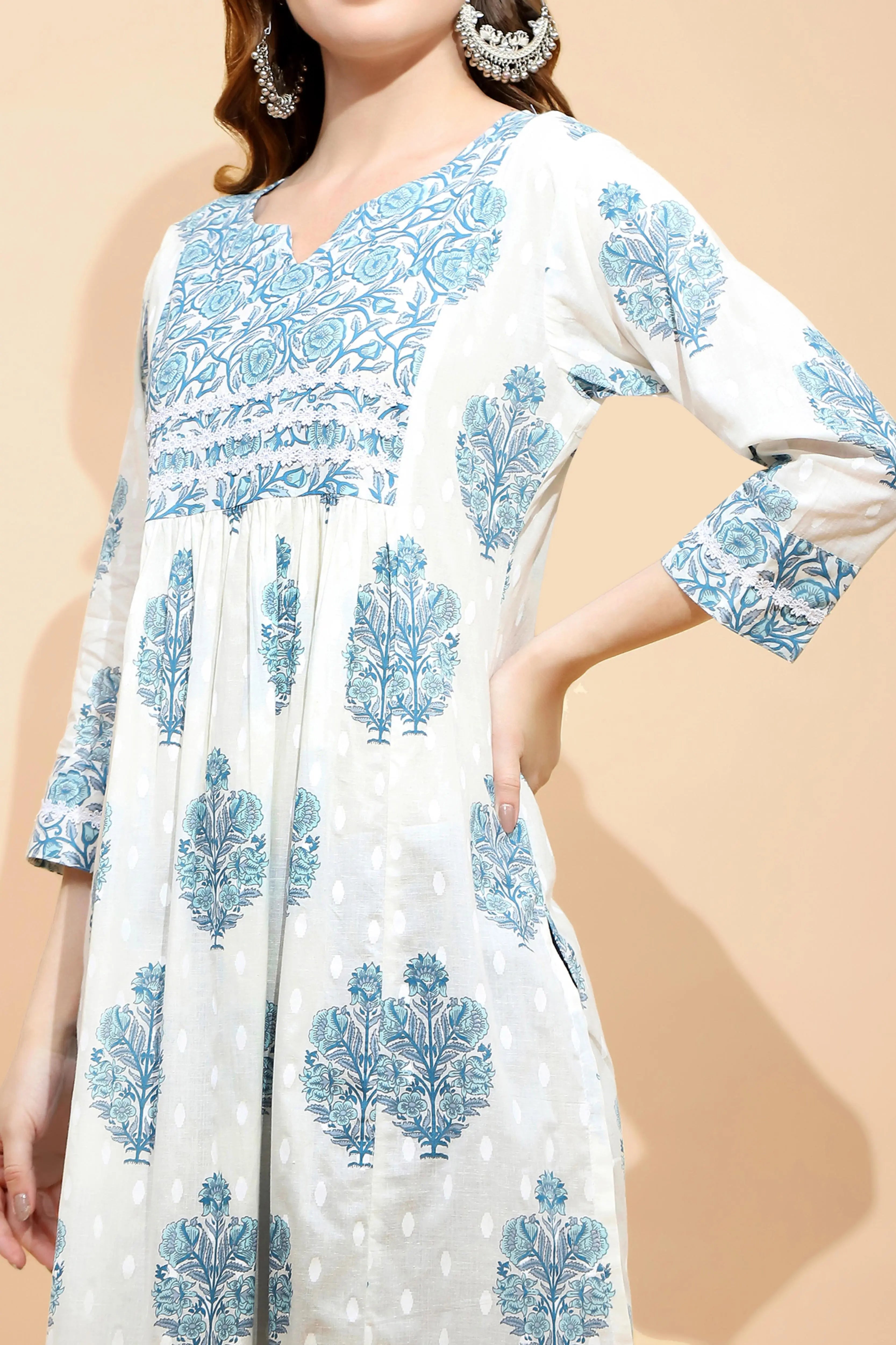 White Cotton Blend Loose Fit Kurta For Women - Global Republic