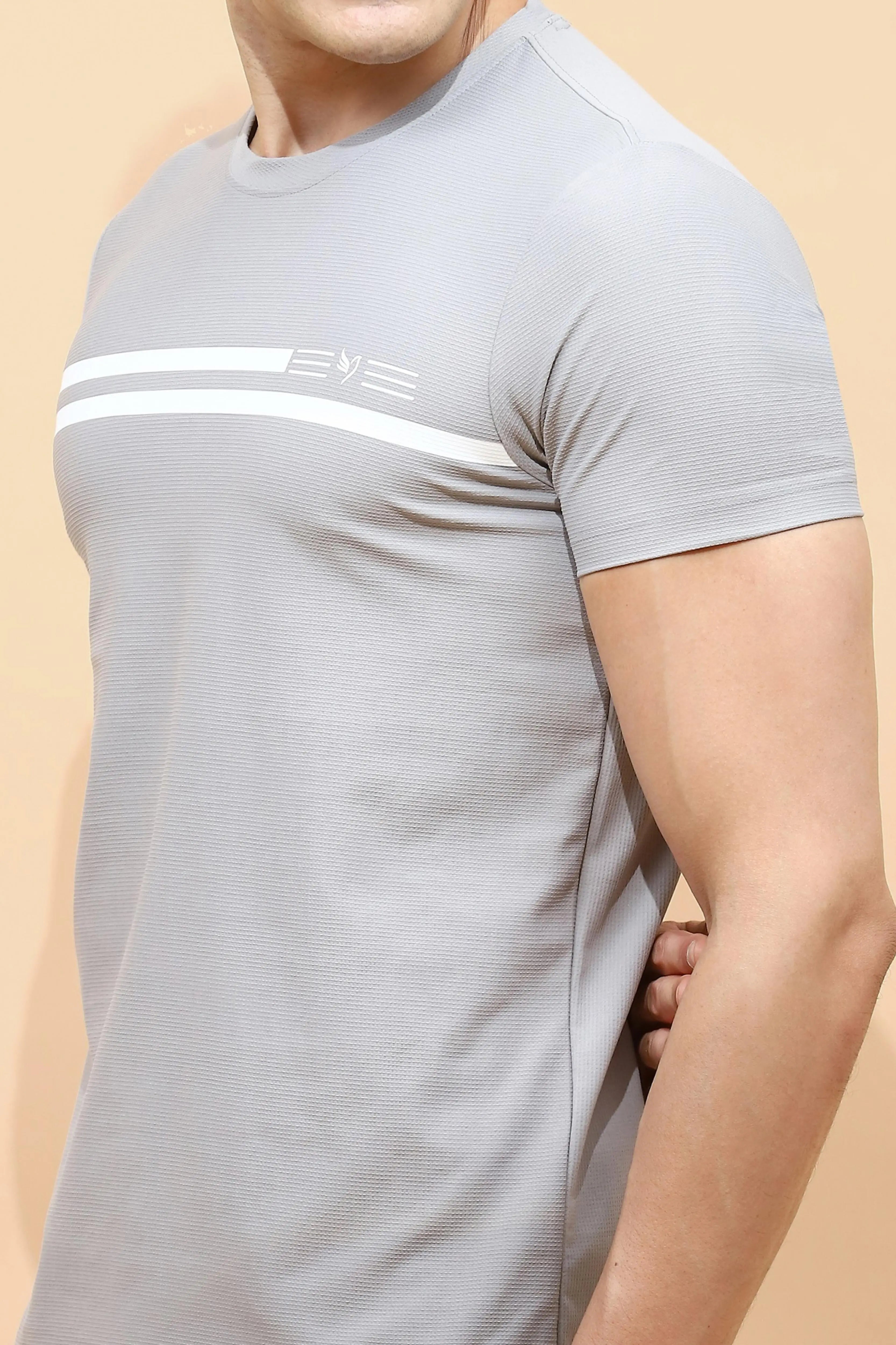 Grey Cotton Blend Regular Fit T-Shirt For Men - Global Republic