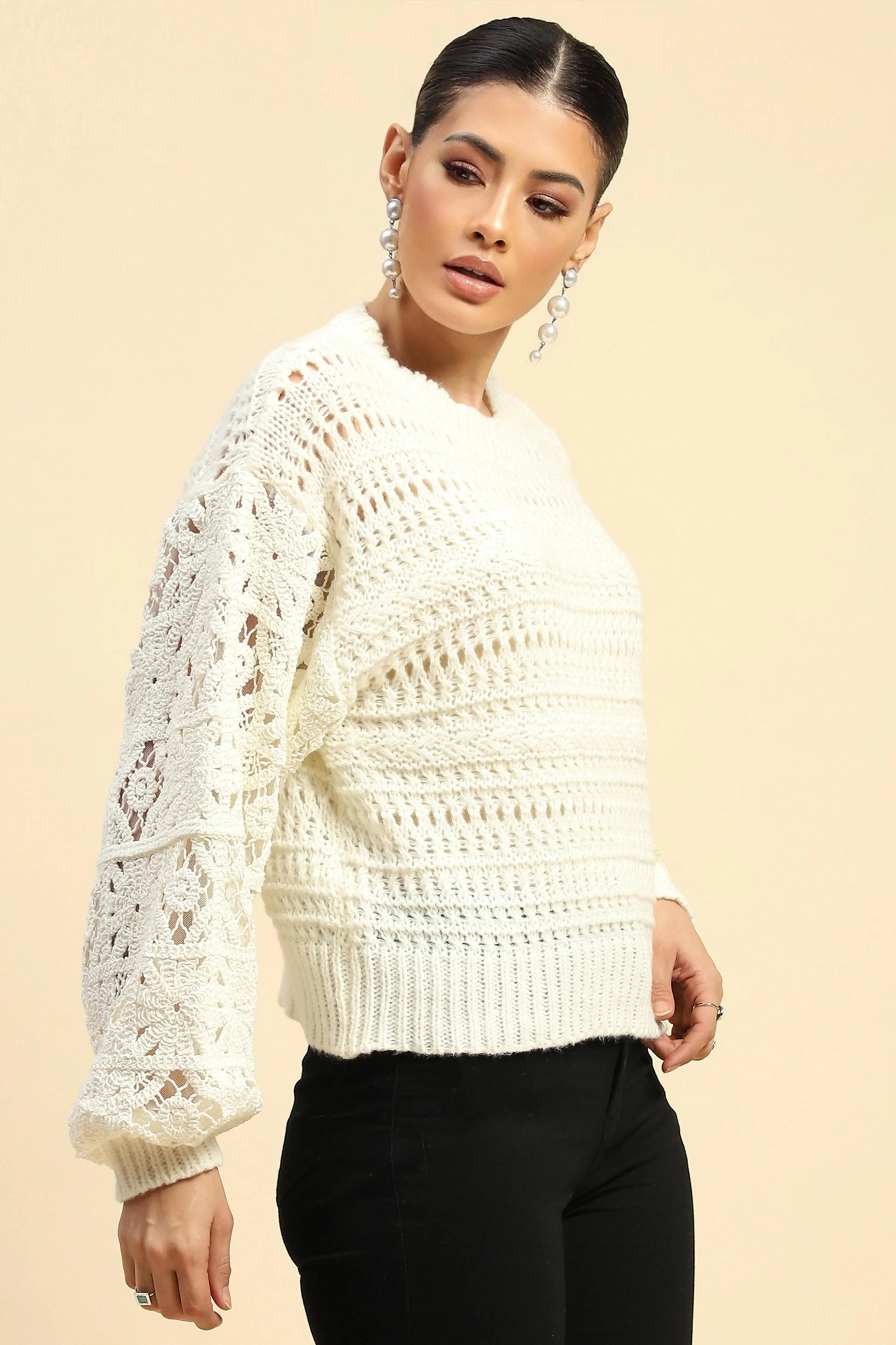 White Loose Fit Pullover - Global Republic