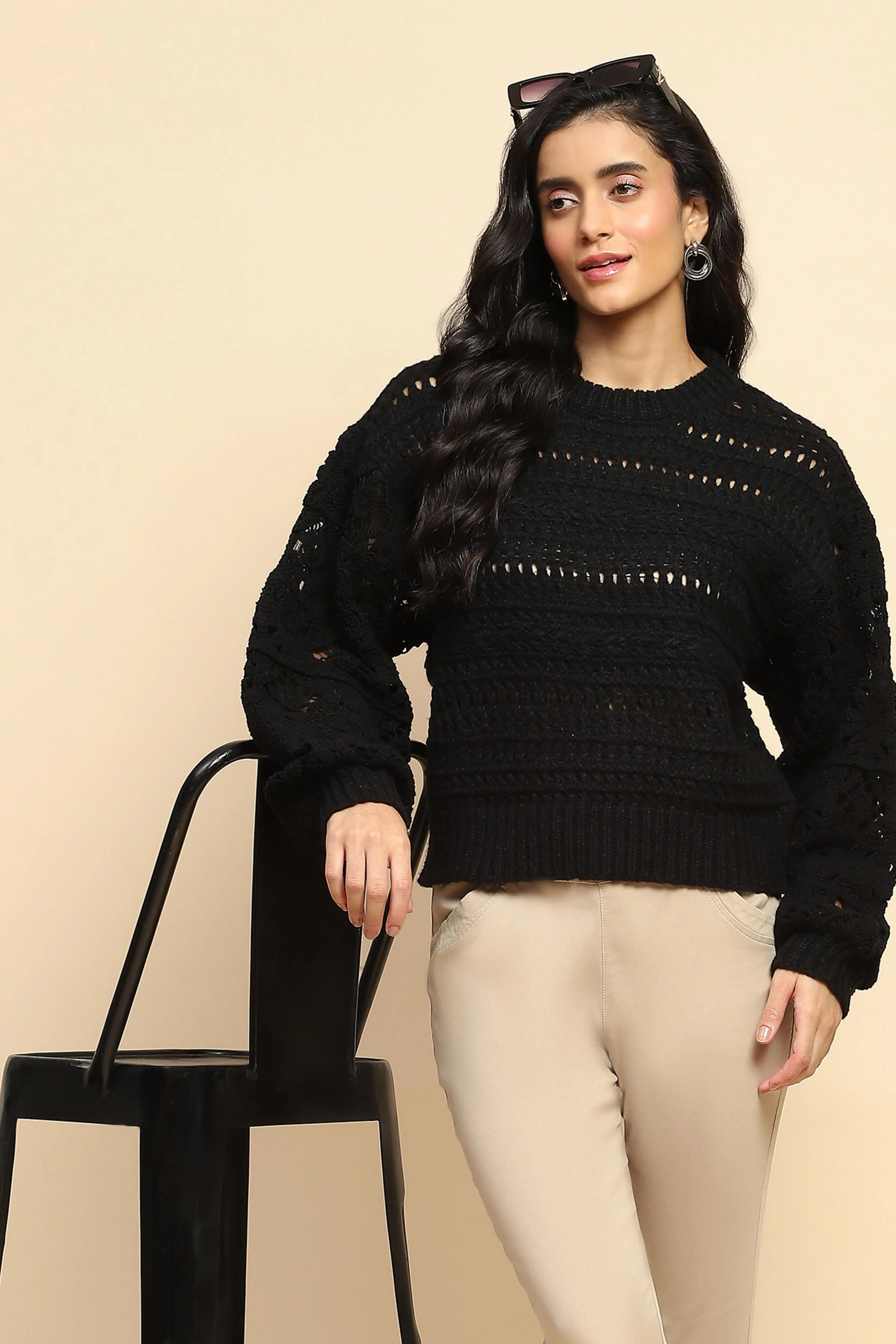 Black Relaxed Fit Pullover - Global Republic