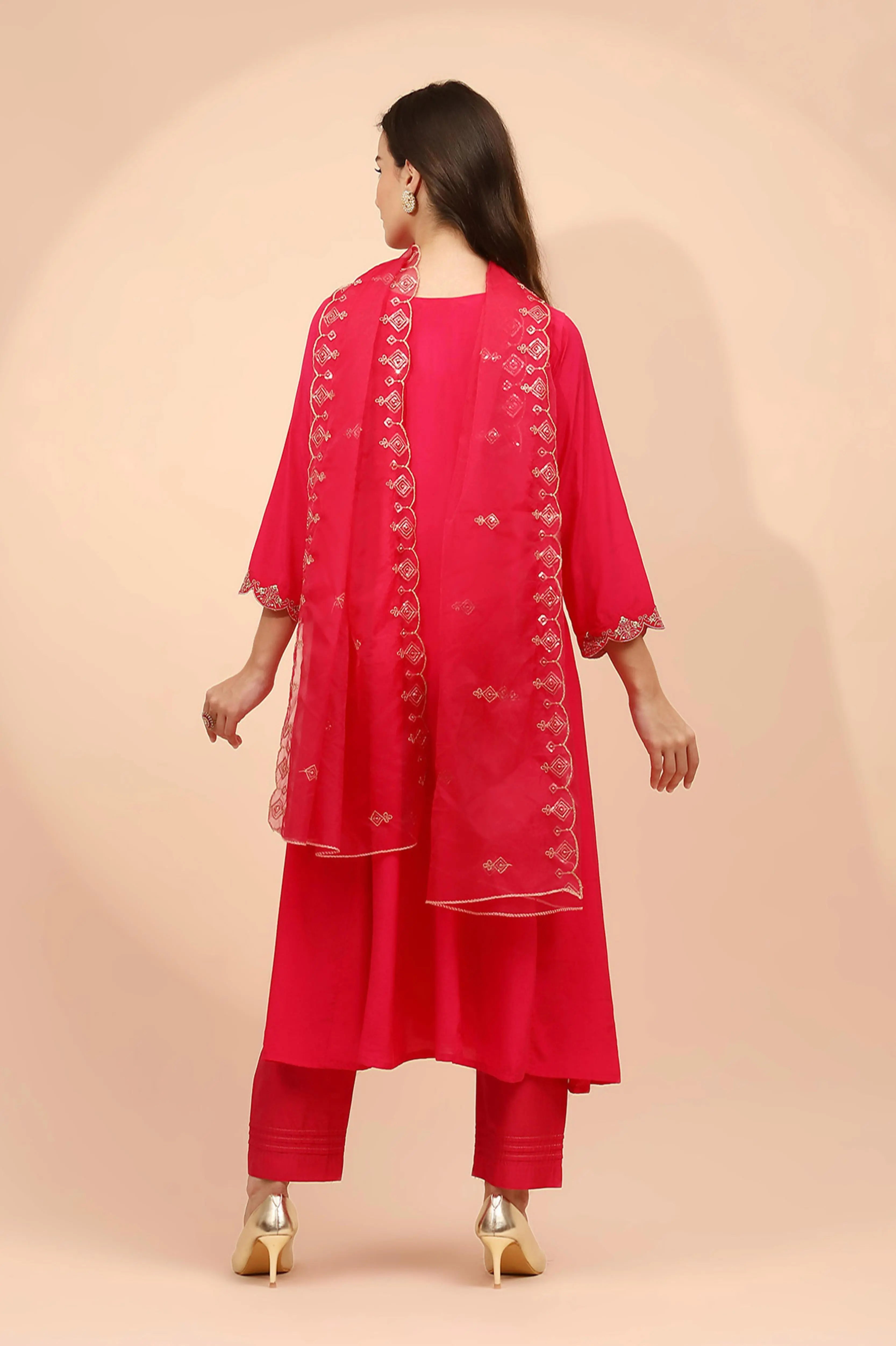Pink Muslin Embroidered Suit Set - Global Republic