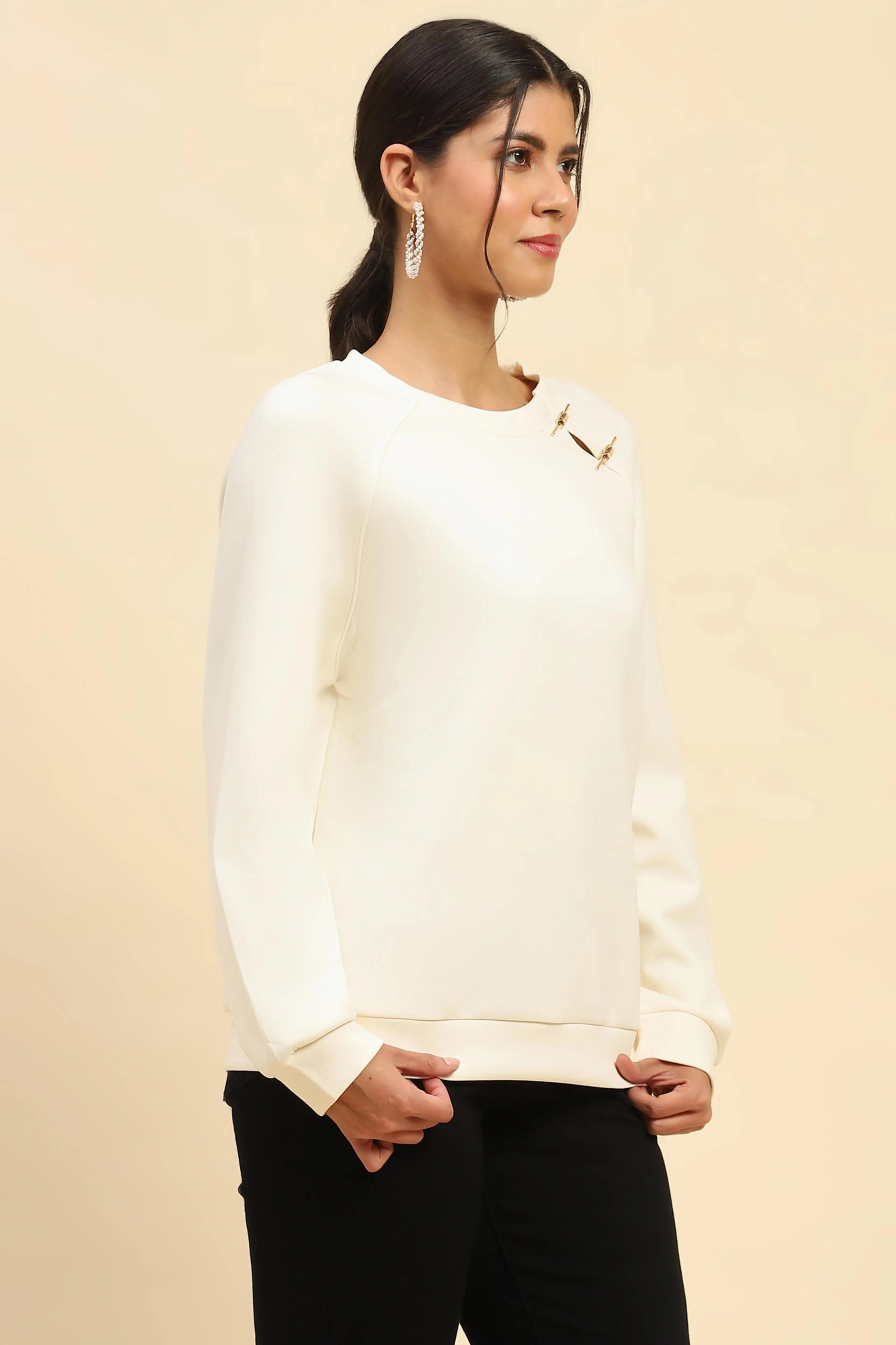 White Back Embroidered Relaxed Fit Sweatshirt - Global Republic