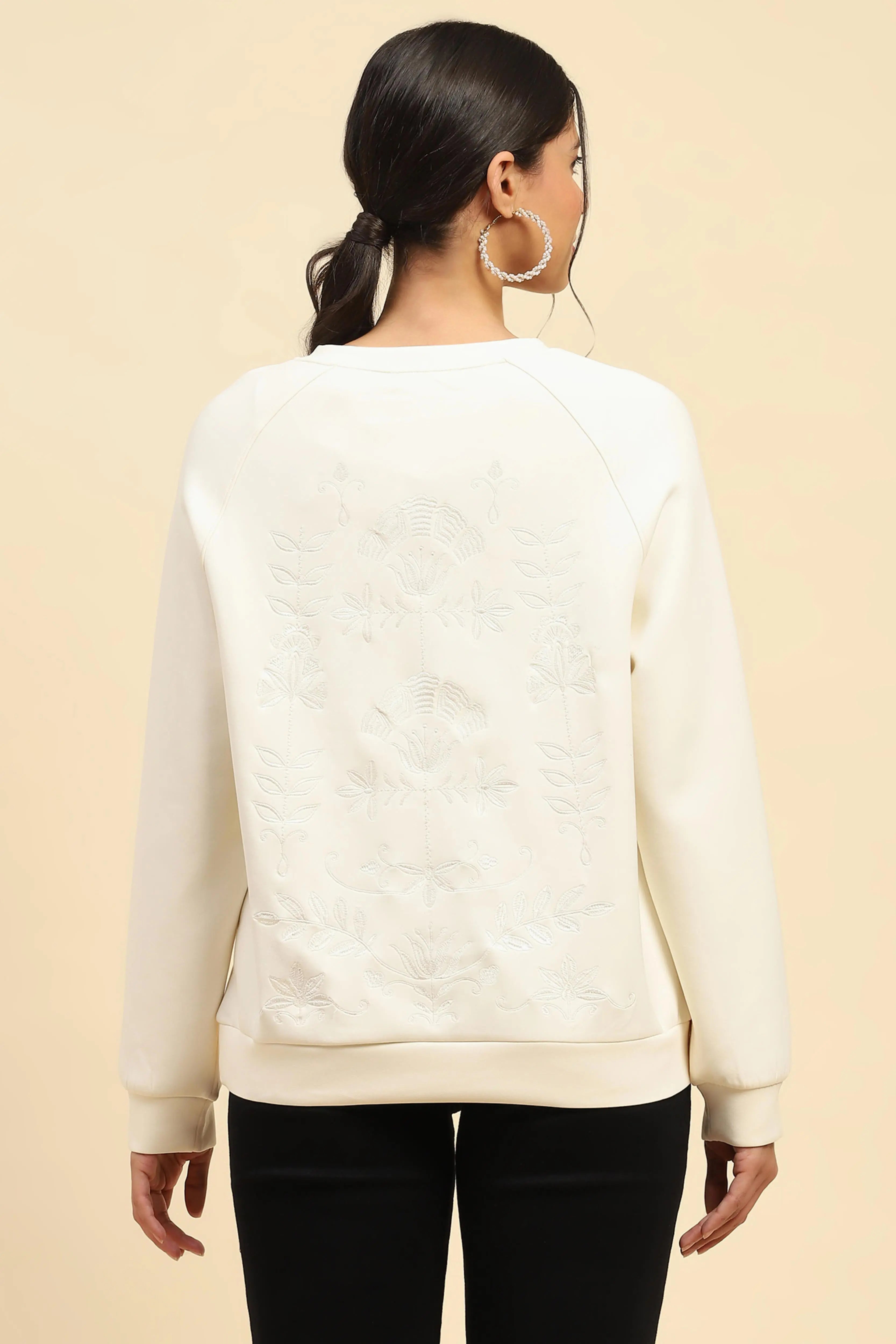 White Back Embroidered Relaxed Fit Sweatshirt - Global Republic