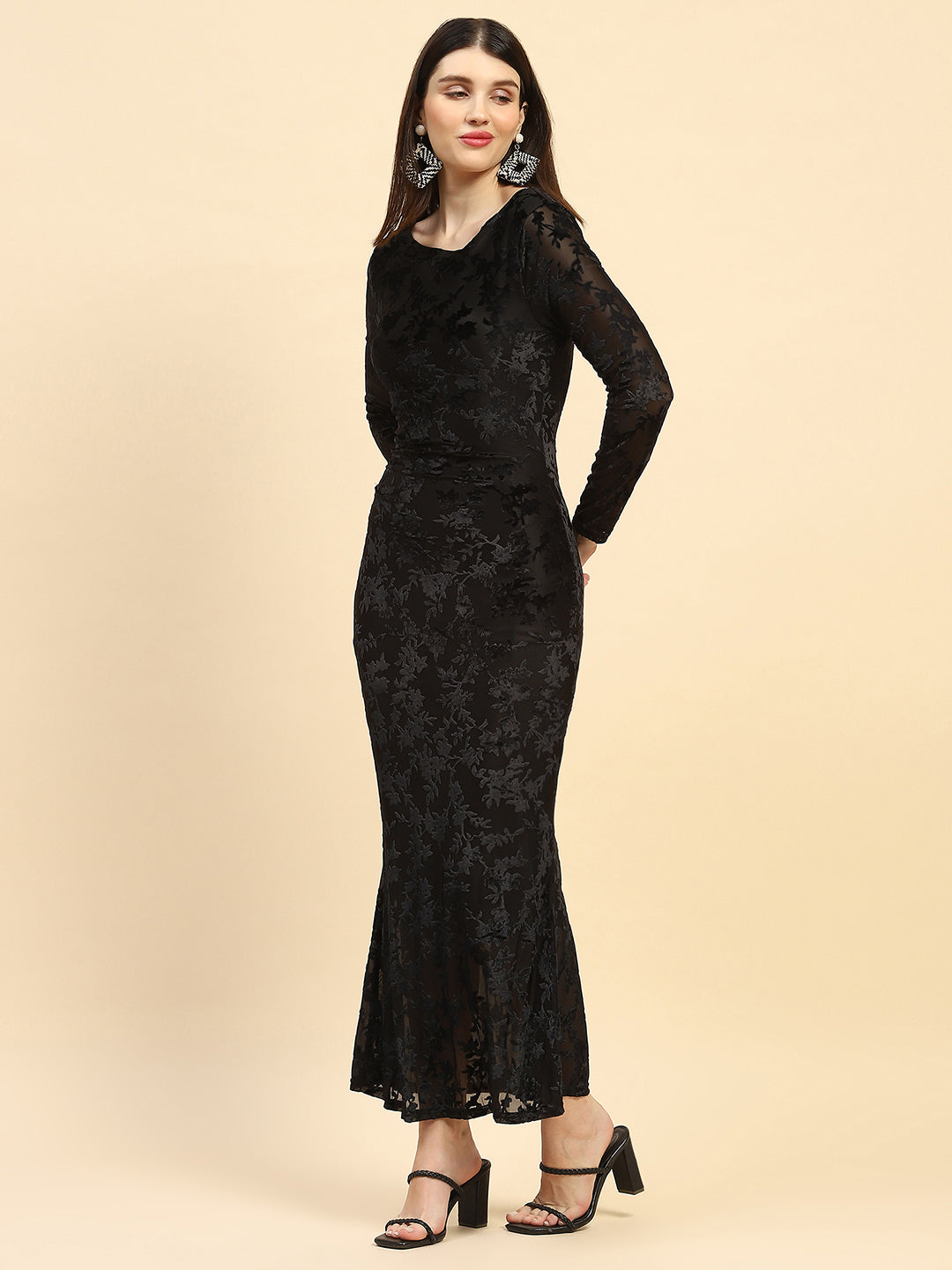Black Texture Slim Maxi Dress - Global Republic