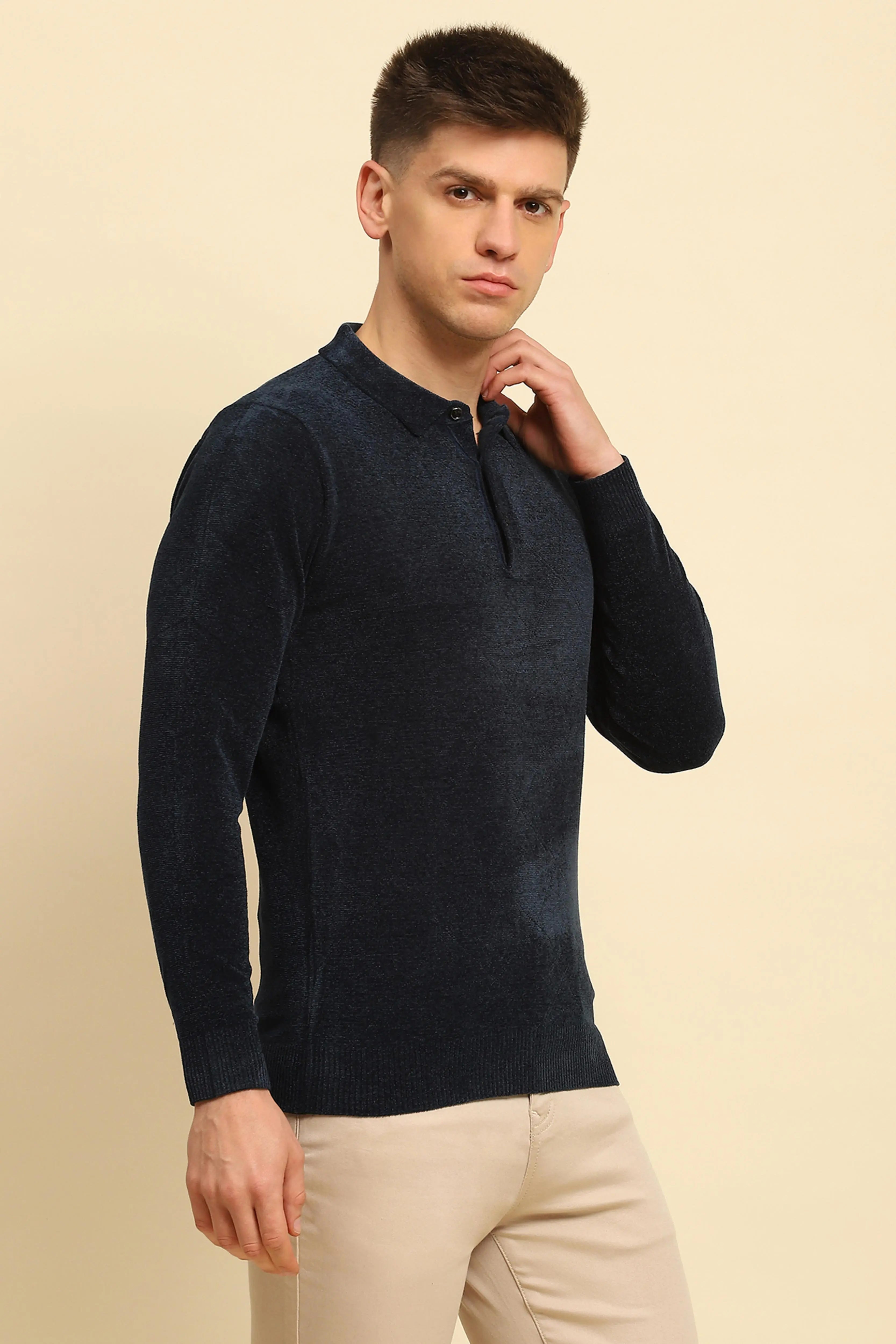 Navy Blue Velvet Blend Solid Regular Fit Pullover - Global Republic