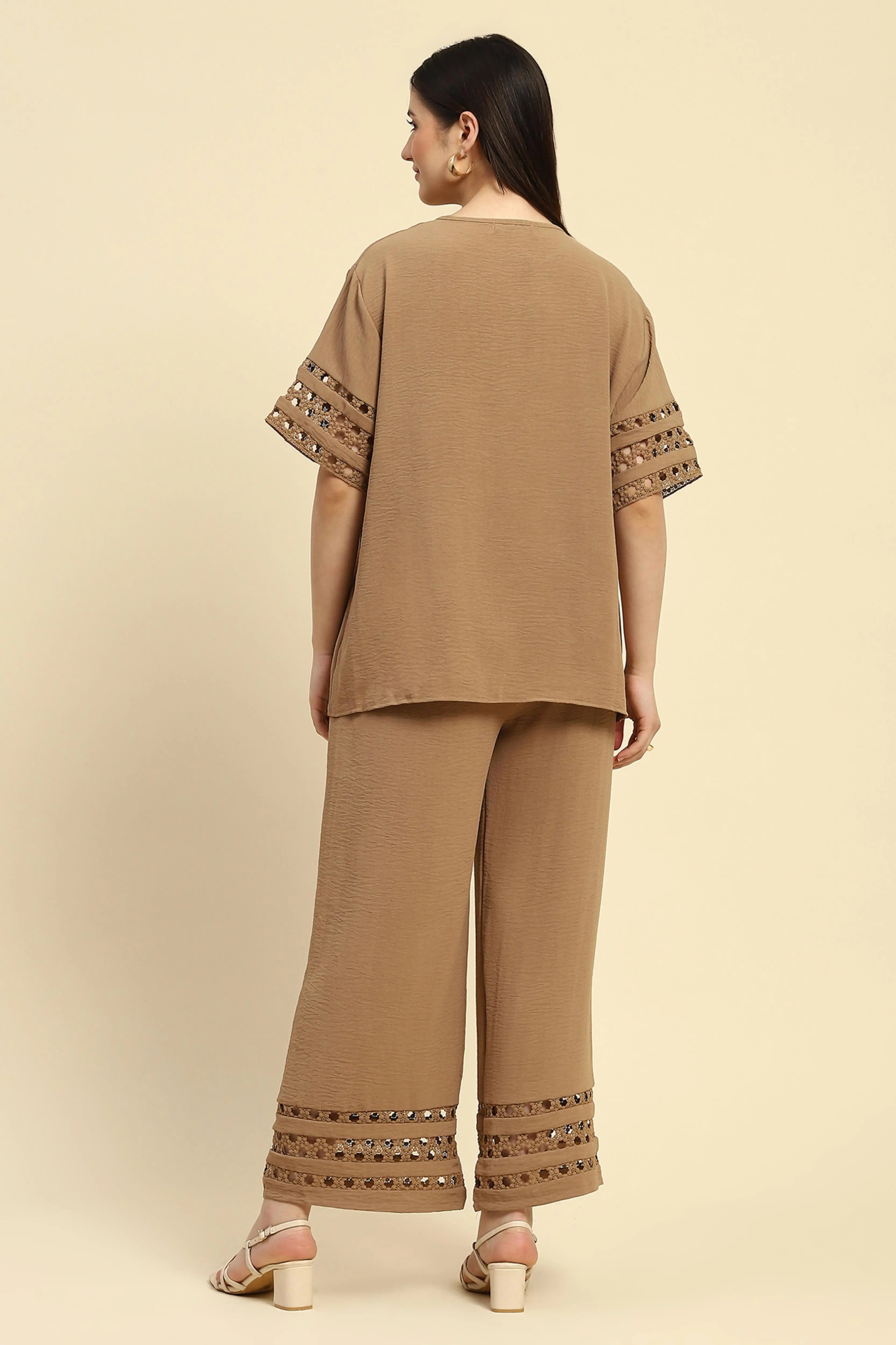 Beige Solid Lace Loose Nightsuit - Global Republic