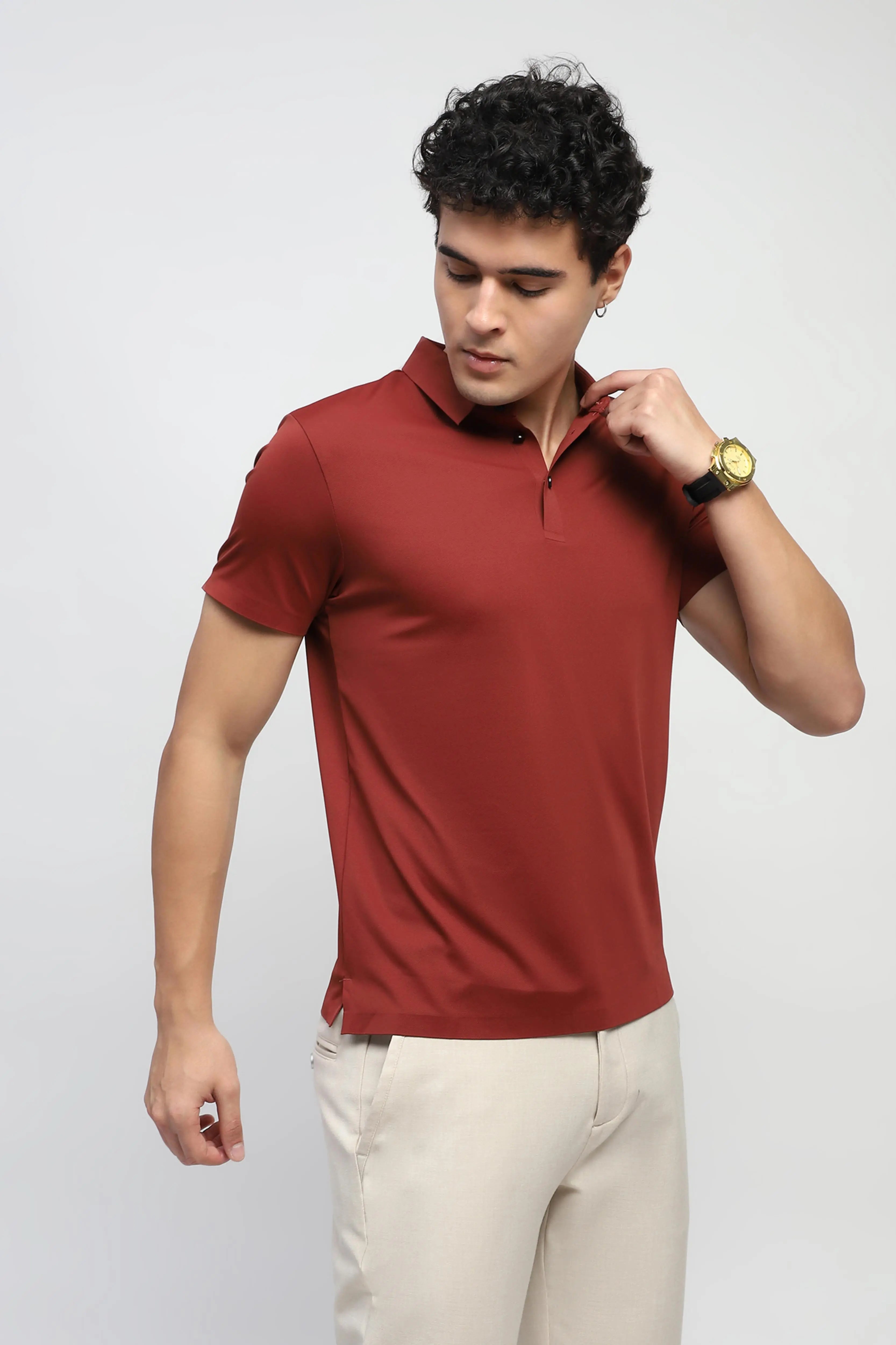 Stitchless Nylon Blend Solid T-Shirt