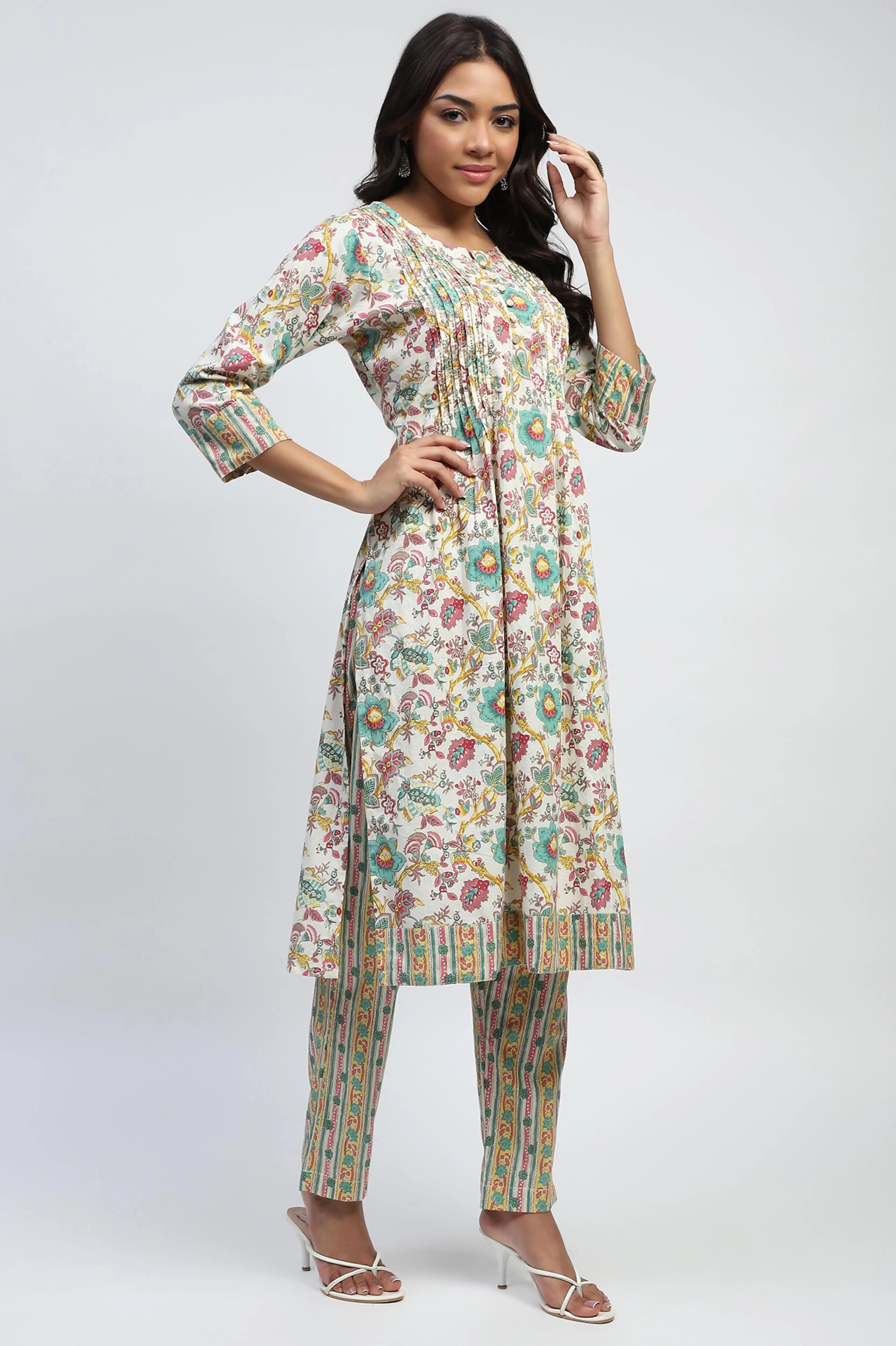 Green Floral Embroidered Suit Set - Global Republic