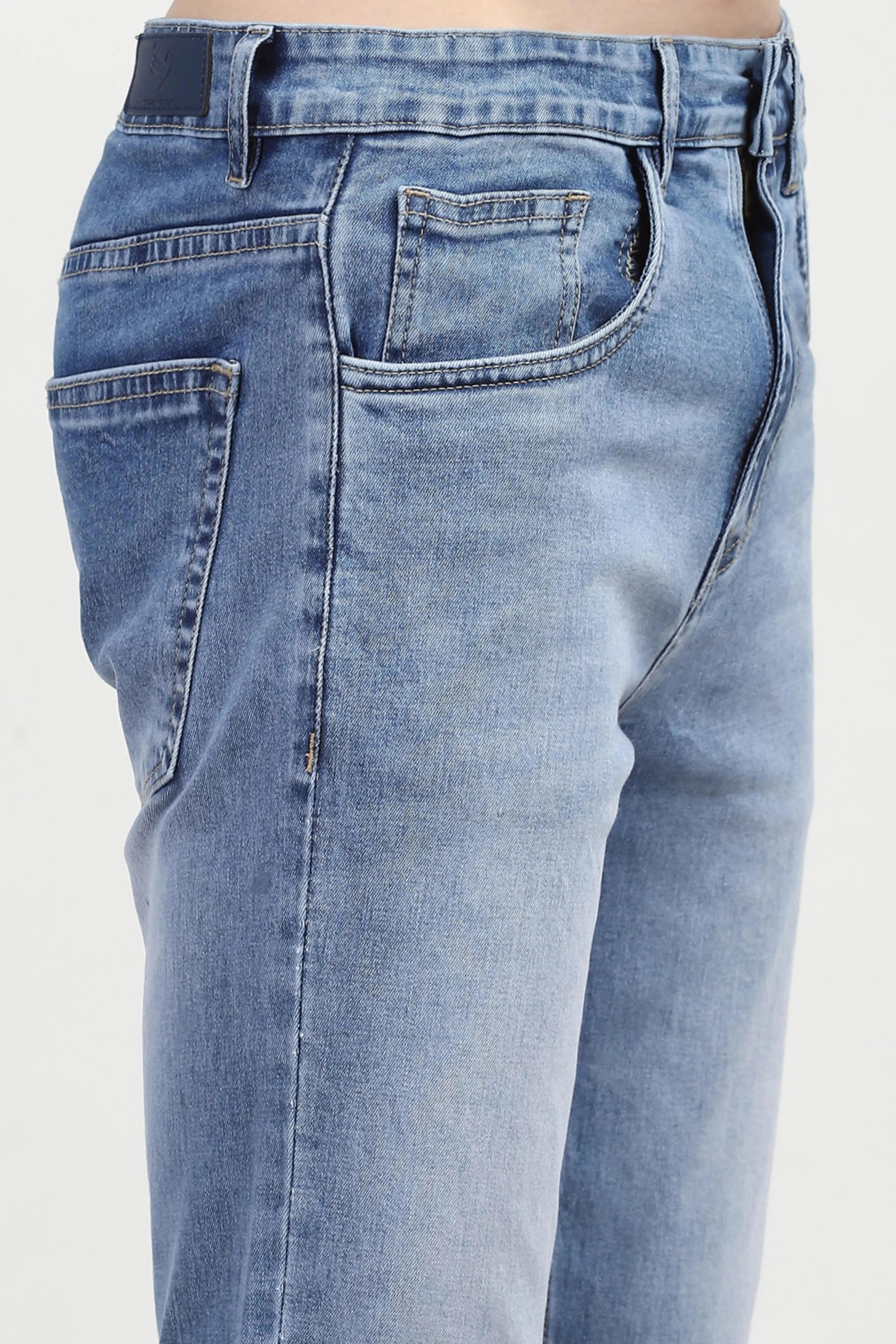 Blue Regular Fit Solid Jeans - Global Republic